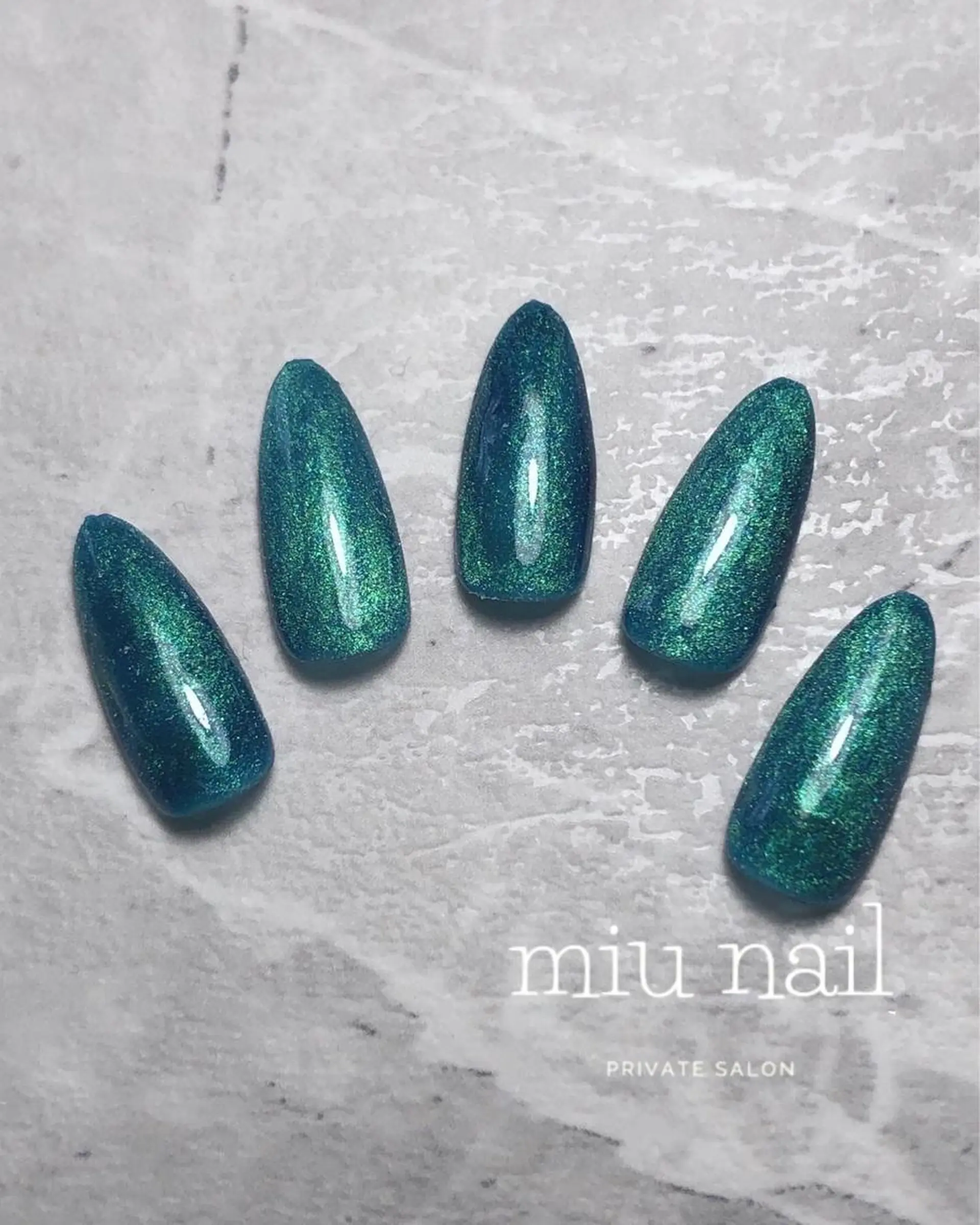 ネイル 杉本 孝美のネイルデザイン