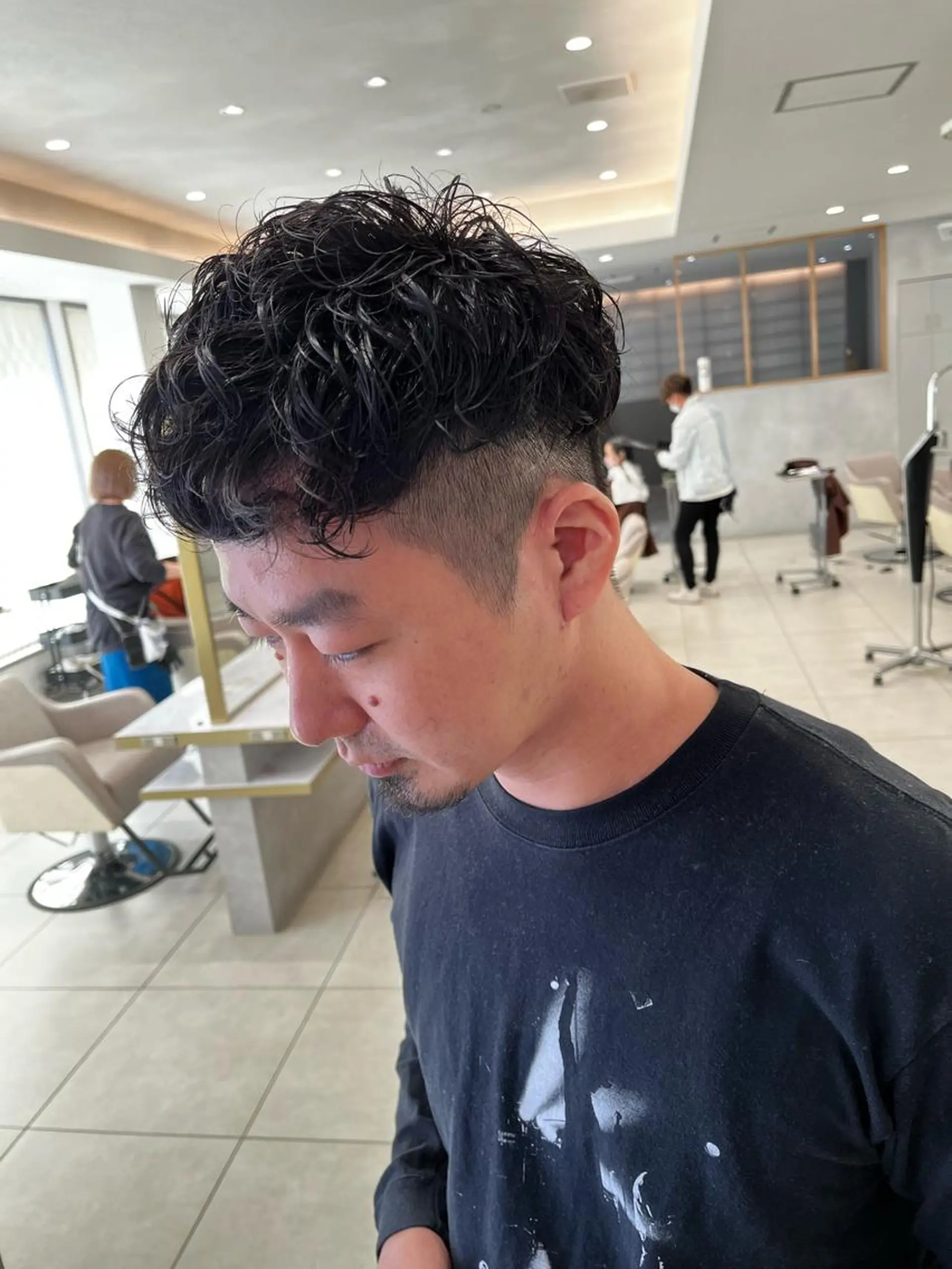 パーマ 吹田 駿 髪質改善縮毛矯正のヘアスタイル