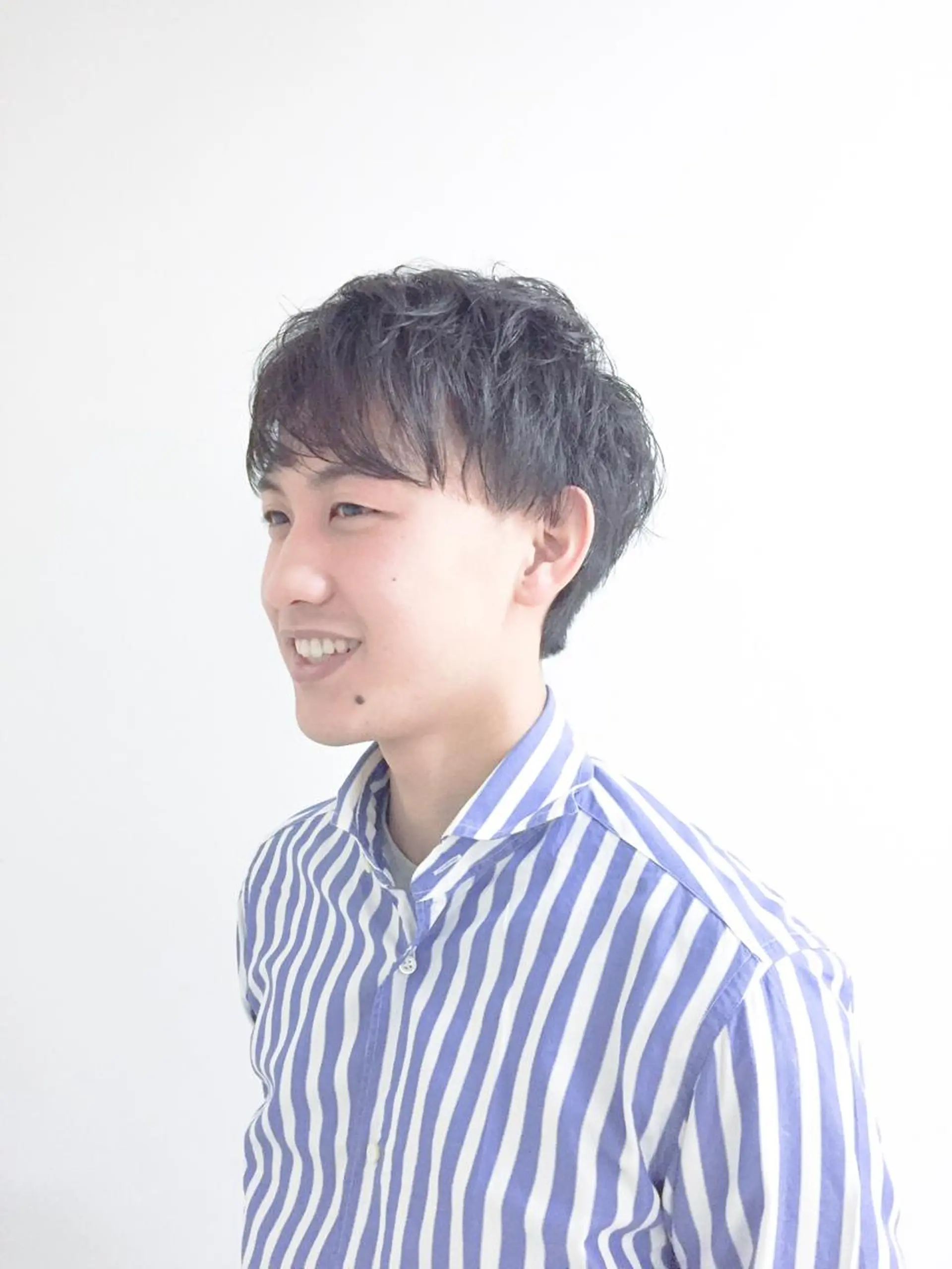 ショート パーマ メンズ メンズパーマ un所属・un 溝の口 伊豆本のマツエク・マツパデザイン