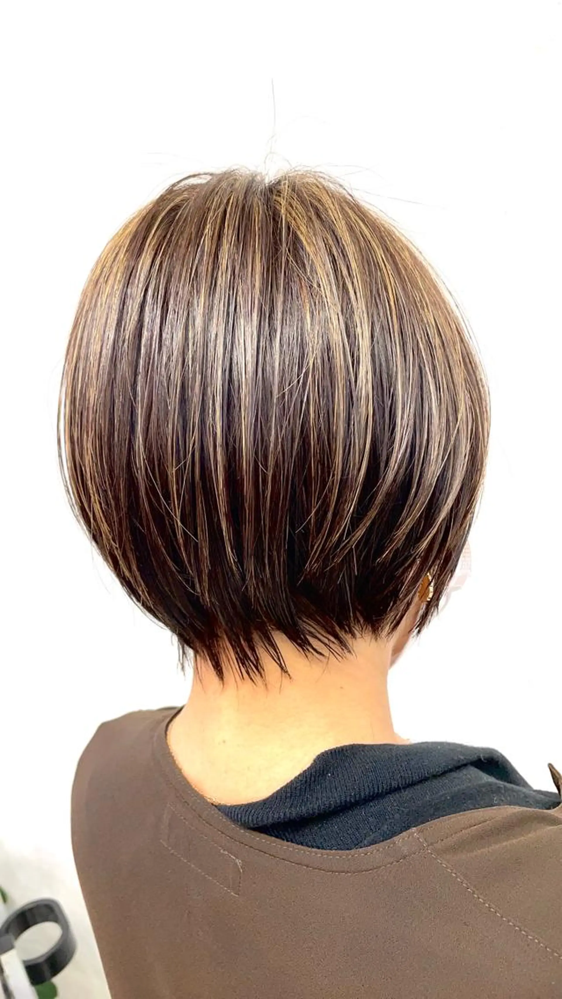 ショート カラー ショートボブ ハイライトカラー ボブ ハイライト ショートヘア カット EARTH池田 一之のヘアスタイル