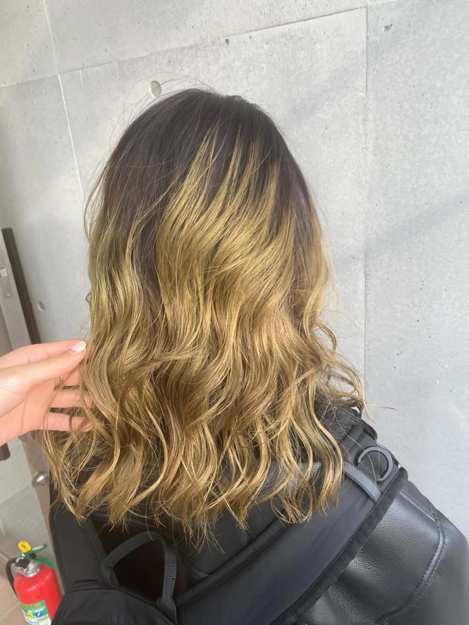 ロング カラー ma naのヘアスタイル
