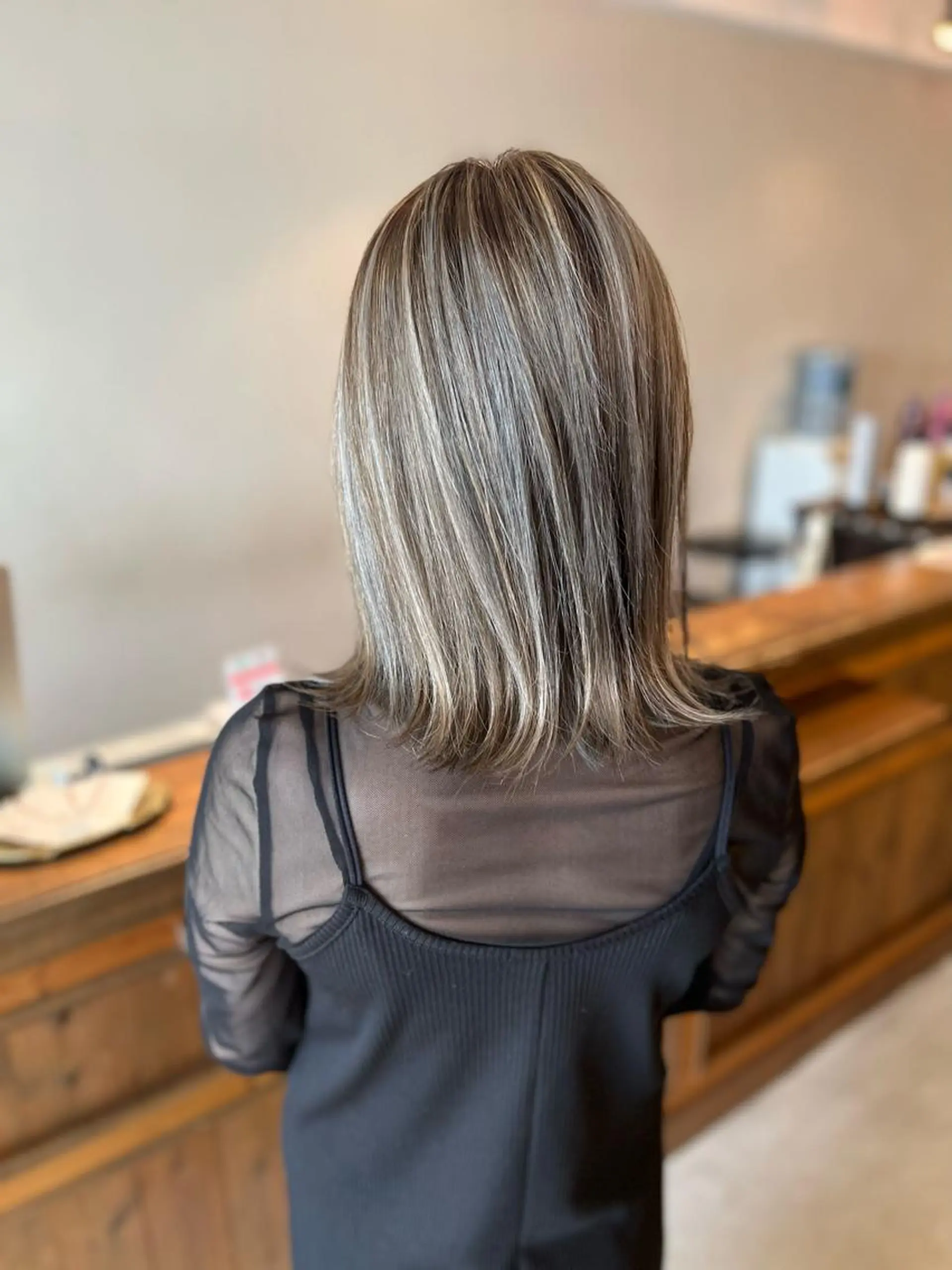 ミディアム カット ヘアカラー トリートメント レイヤー/ボブパーマ /垢抜け/タクミのヘアスタイル