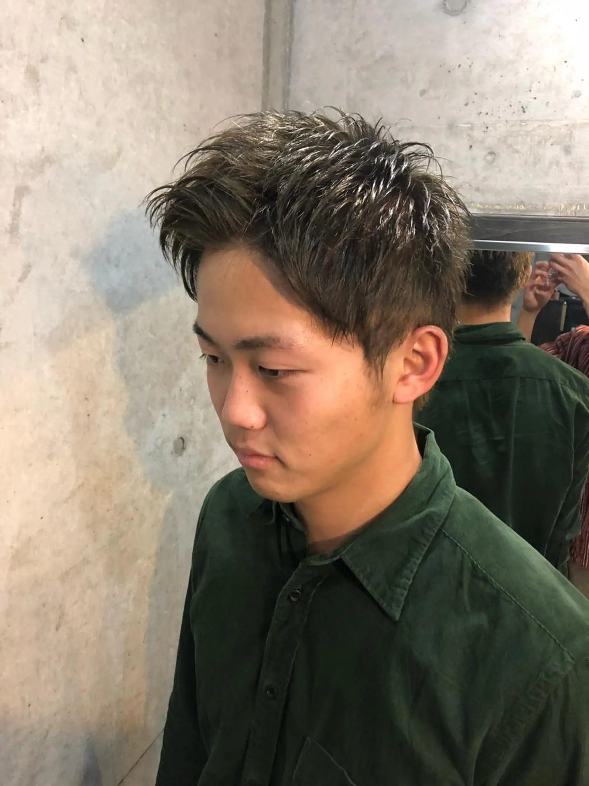 メンズ メンズ特化美容師 ハスイルイのヘアスタイル