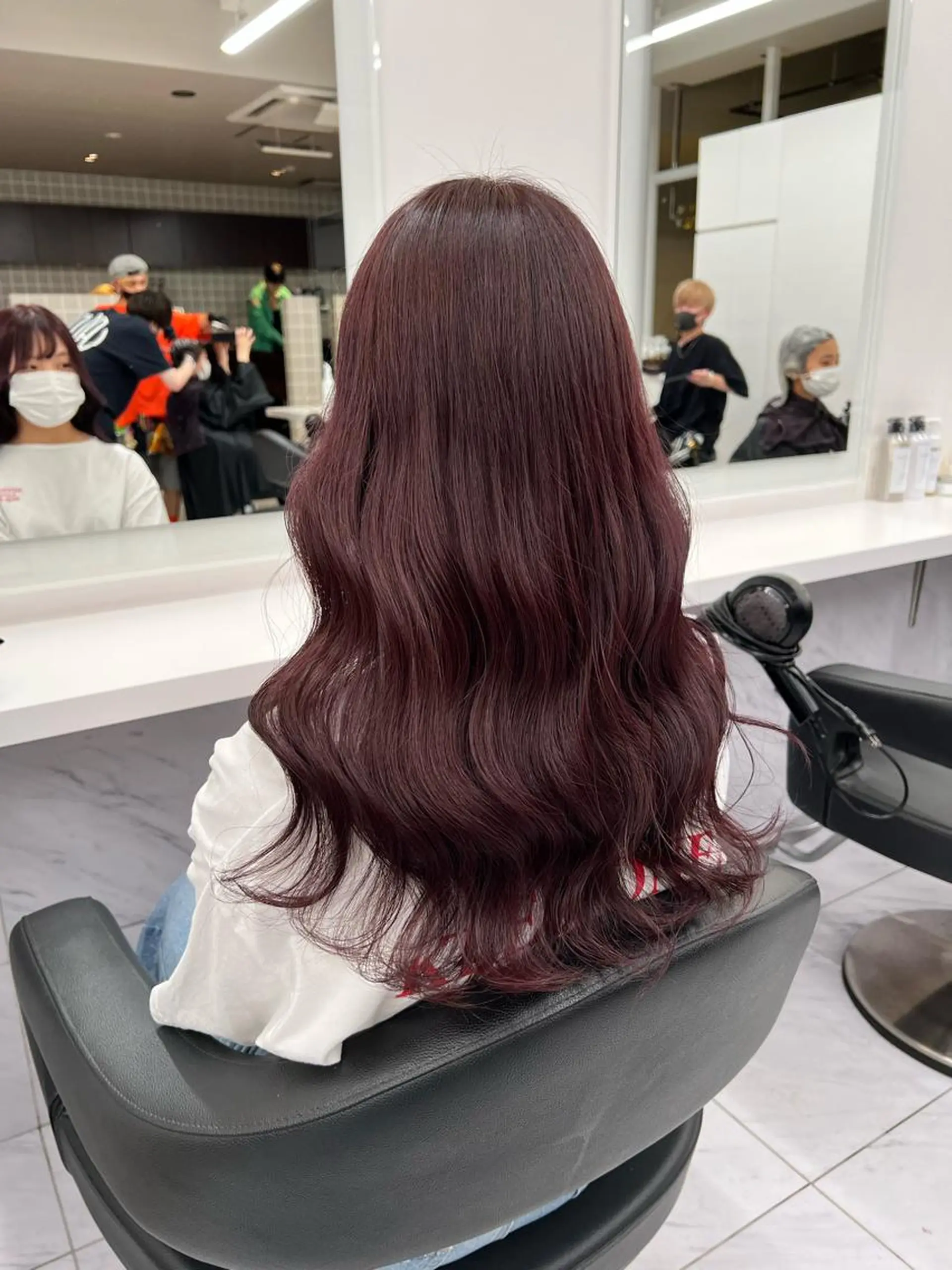 ミディアム カラー ヘアアレンジ neon hair所属・🩵 JURI🩵のヘアスタイル