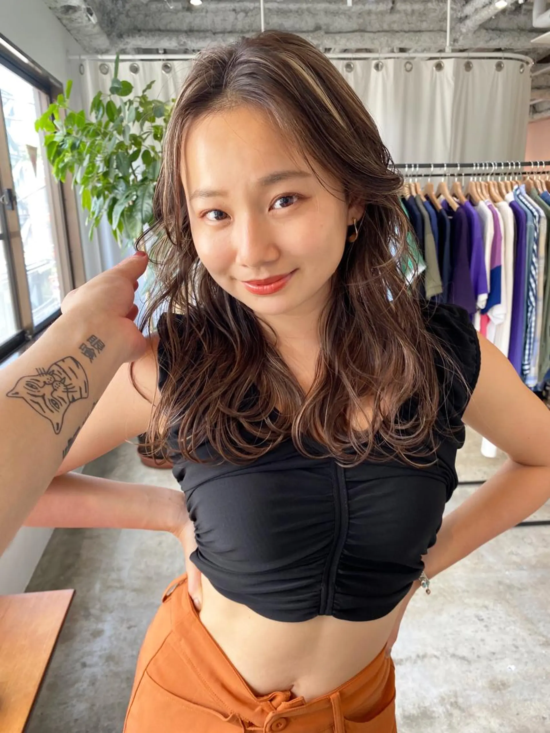 セミロング カラー ハイライトカラー ハイライト LATTE  渋谷所属・♡レイヤーカット れお♡のヘアスタイル