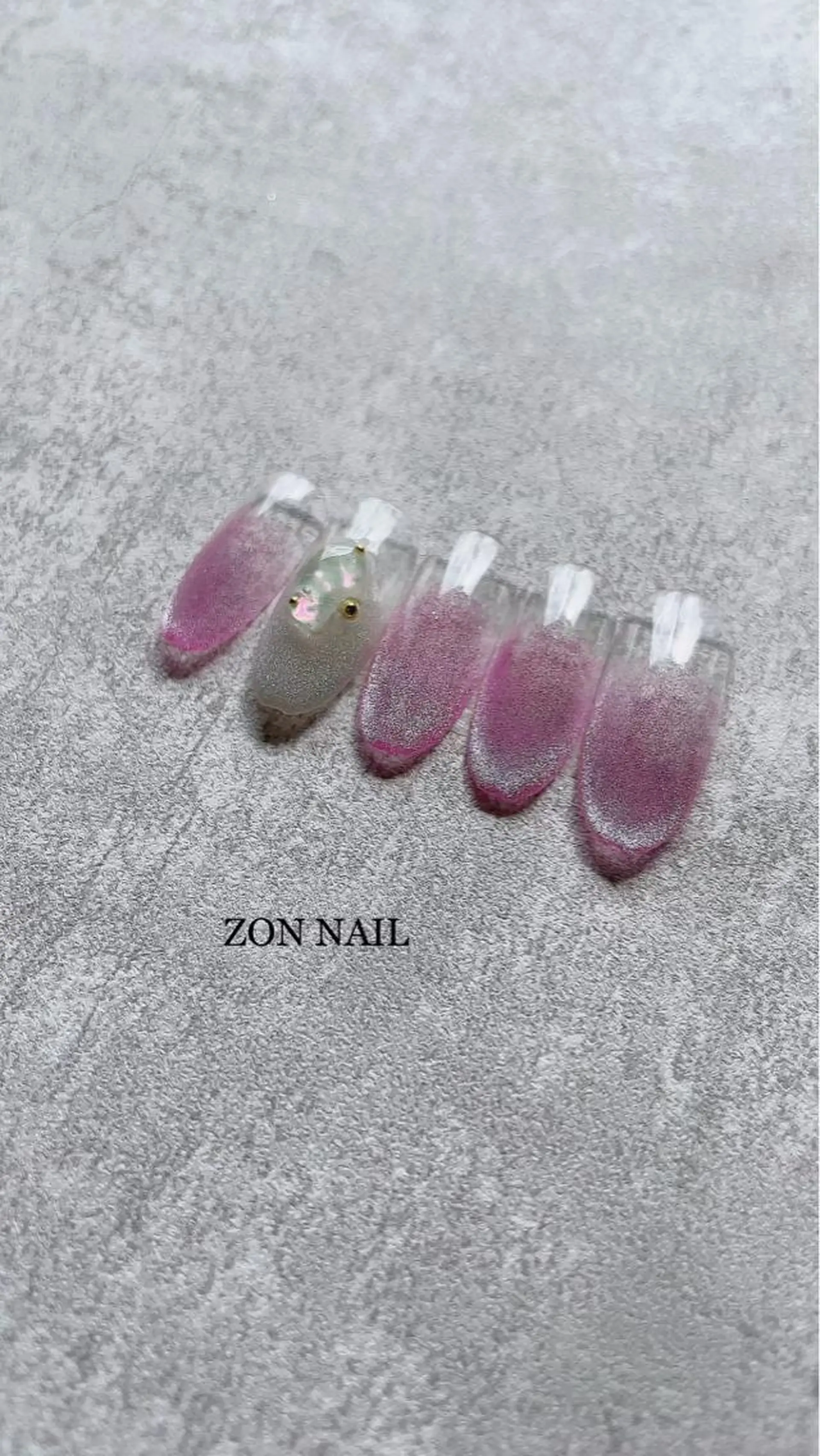 ネイル ZON NAIL 鹿嶋のネイルデザイン