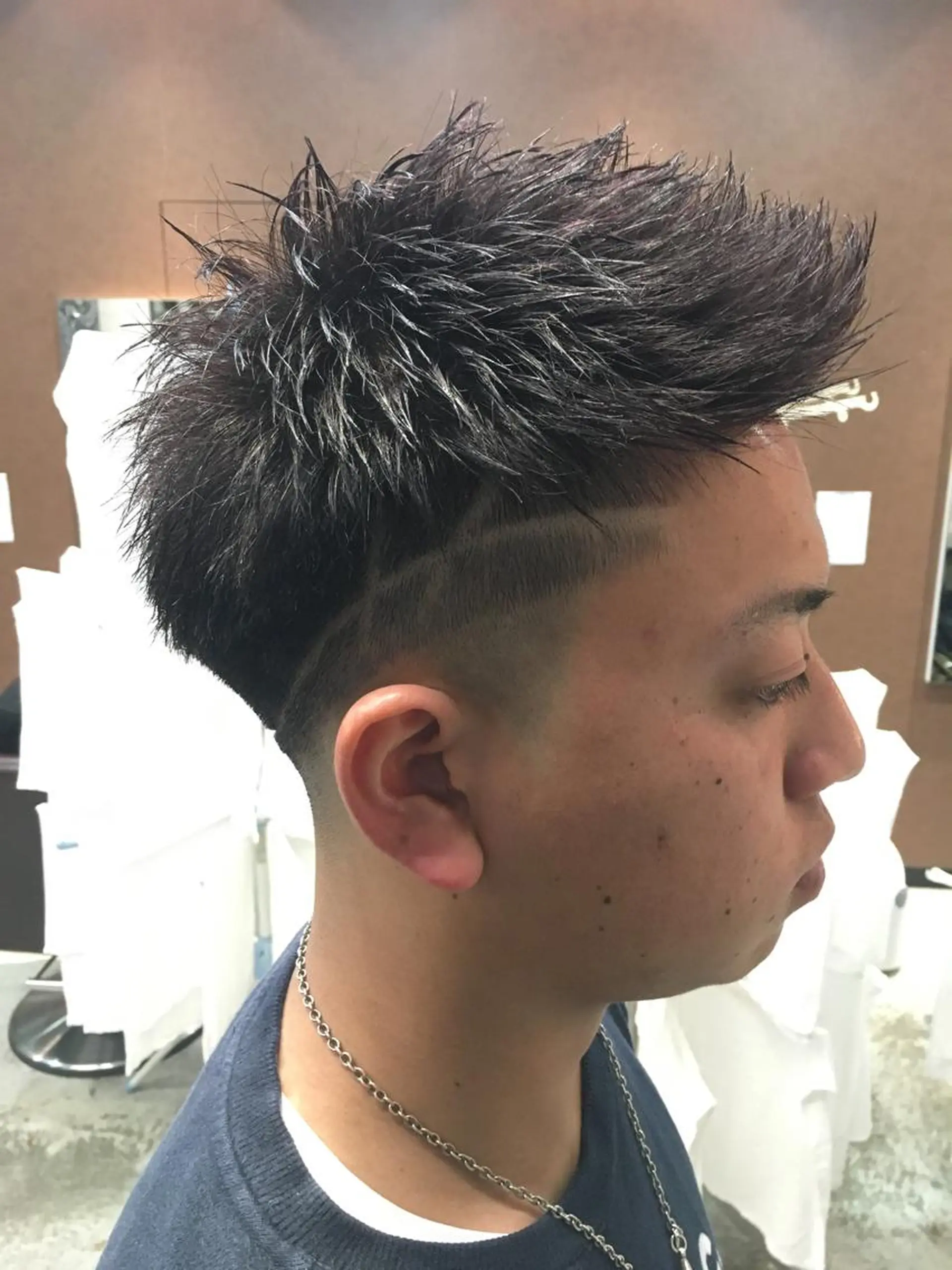 ショート メンズ フェードカット モヒカン カット AUTHENTIC private mens hair salon所属・完全個室マンツーマン メンズサロン草野貴樹のヘアスタイル