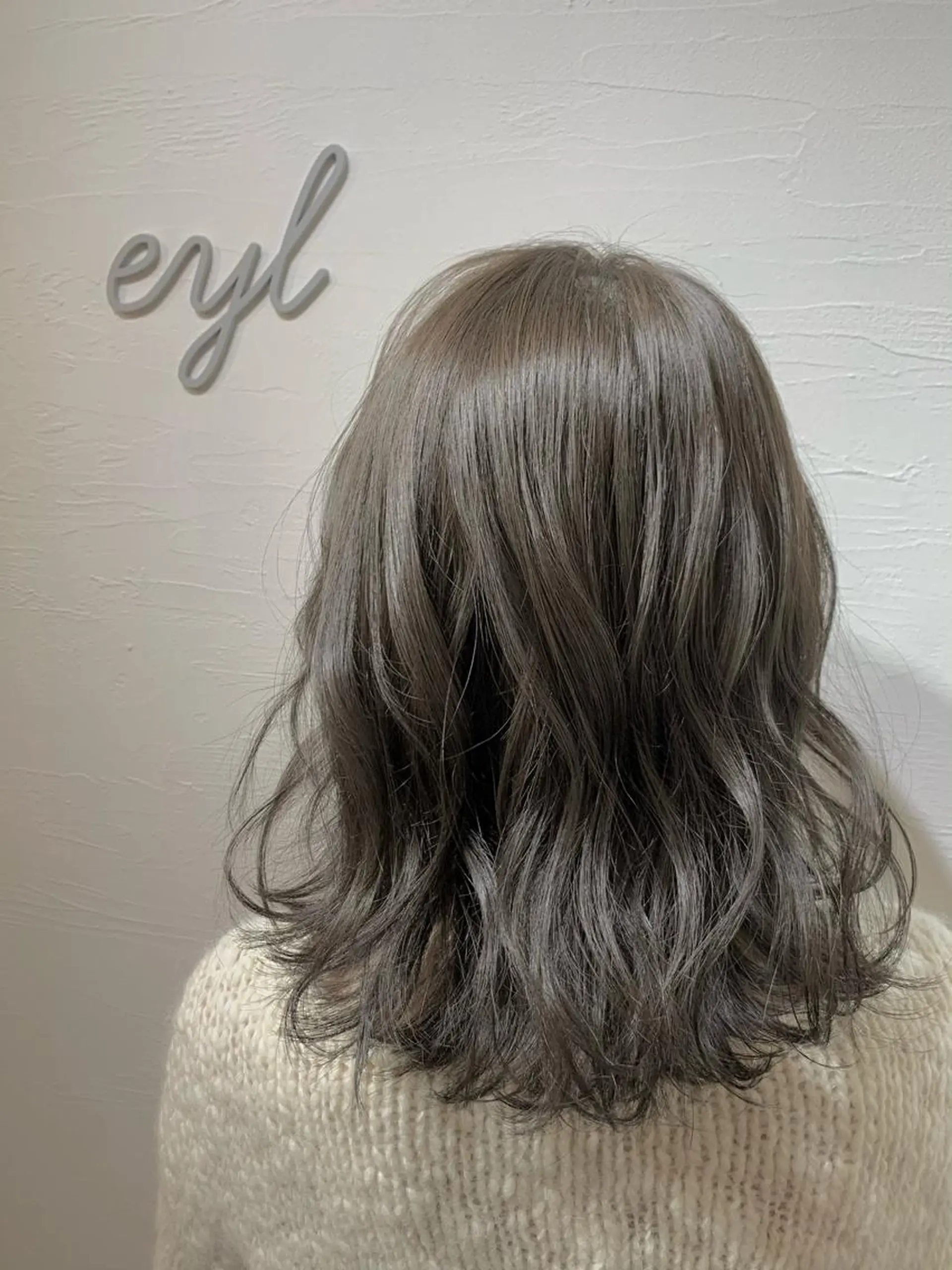 ミディアム カラー ベージュカラー 透明感カラー フォギーベージュ オレンジ カット ヘアカラー トリートメント eyl〜エイル〜所属・💎赤み消しカラー 特化型デザイナー💎のヘアスタイル