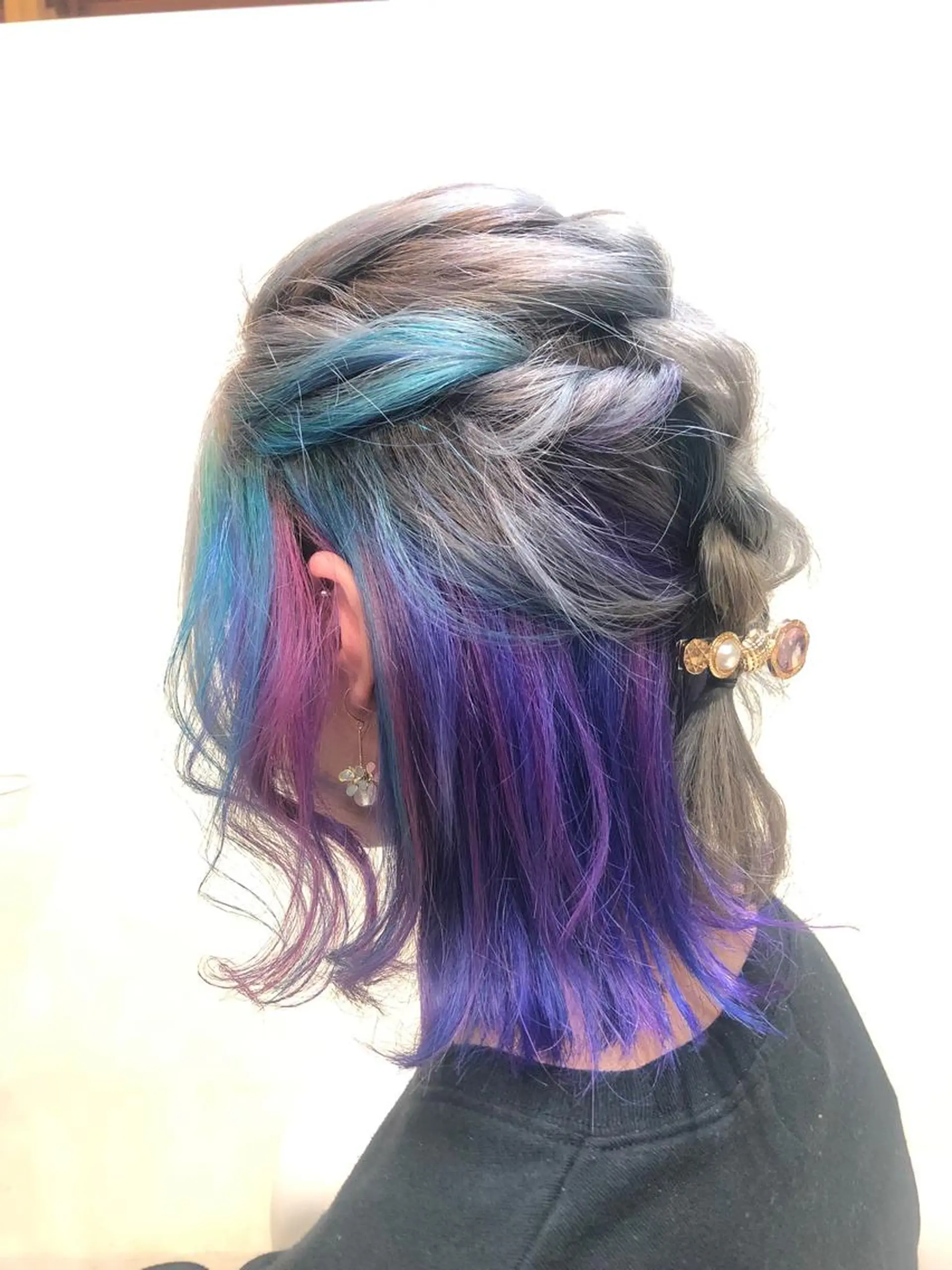 ミディアム カラー ヘアアレンジ ユニコーンカラー クレオヘアー久米川サロン所属・沼津 加奈のヘアスタイル