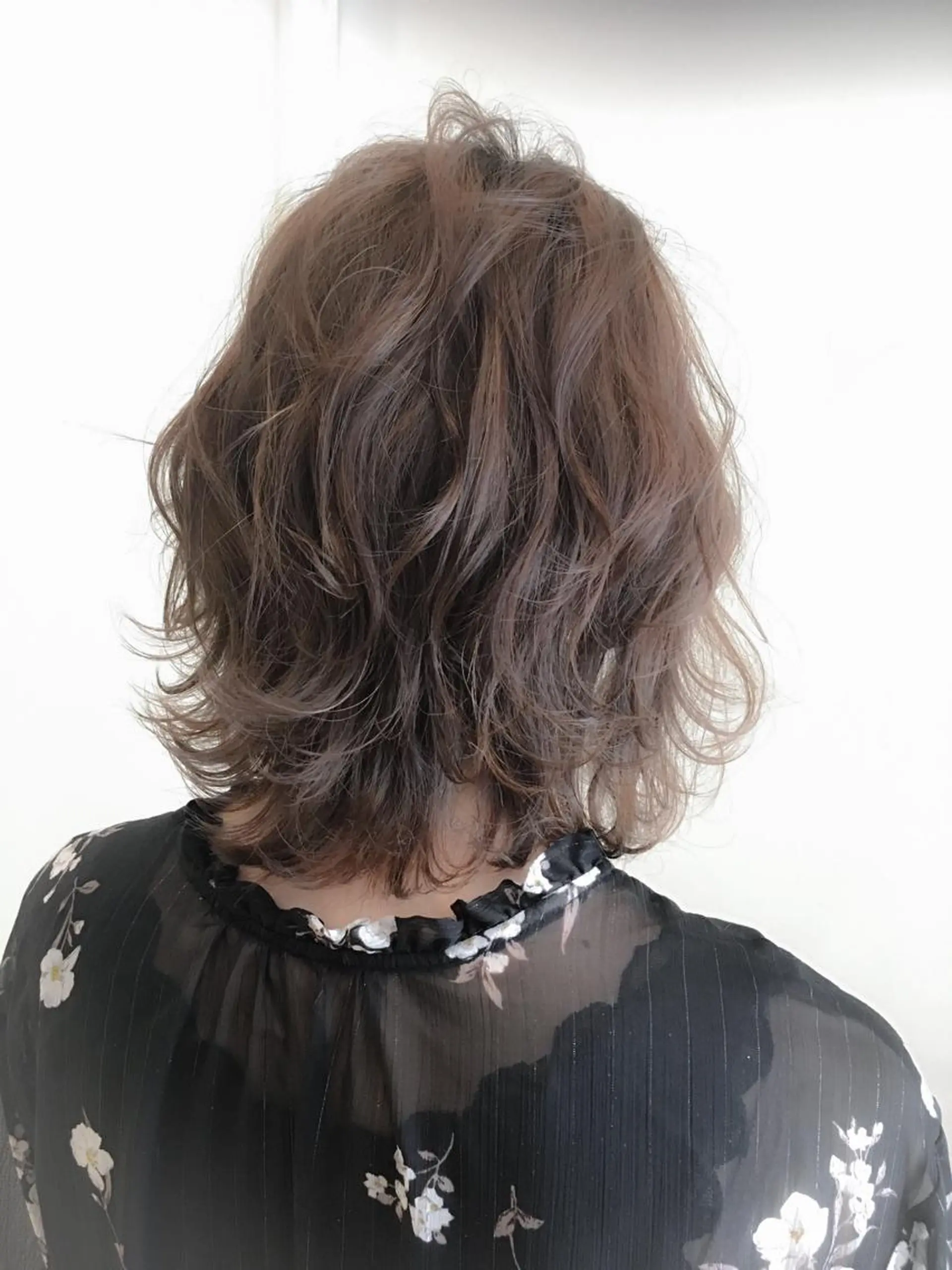 ショート カラー CHAINON 近鉄奈良店のヘアスタイル