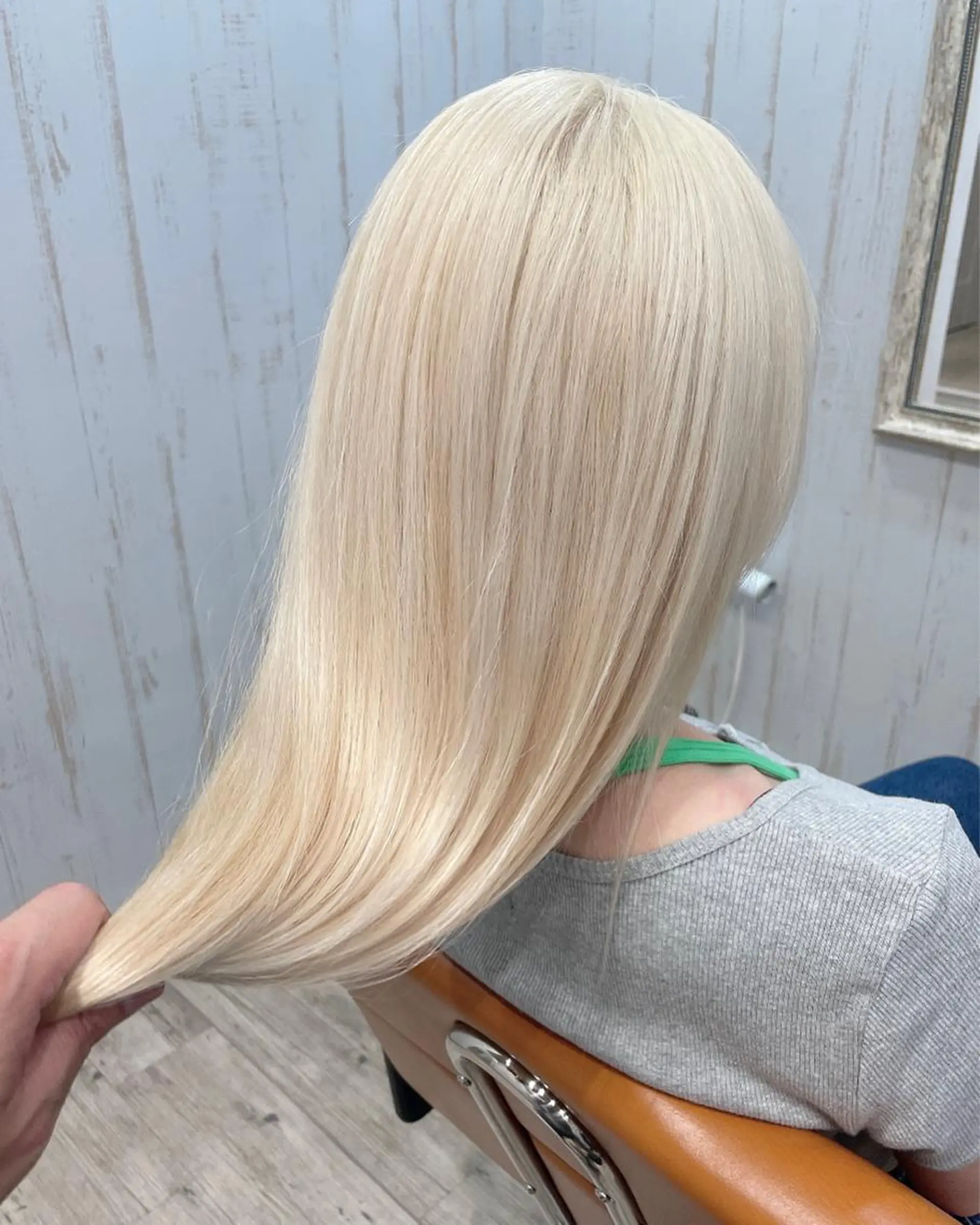 ロング カラー ブロンド 深夜帯！説明文必読 Oahu iwataのヘアスタイル