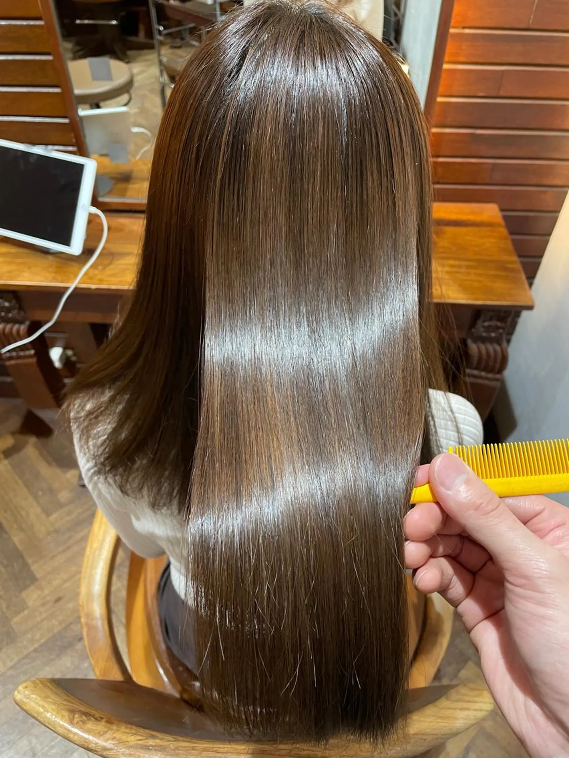 セミロング stylist YUTOのヘアスタイル