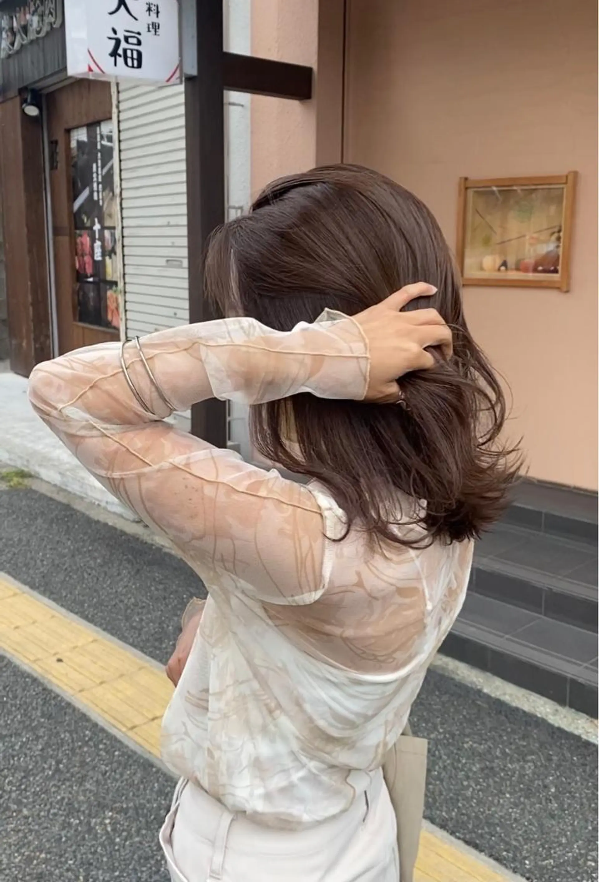 ミディアム 西元 亜由美のヘアスタイル