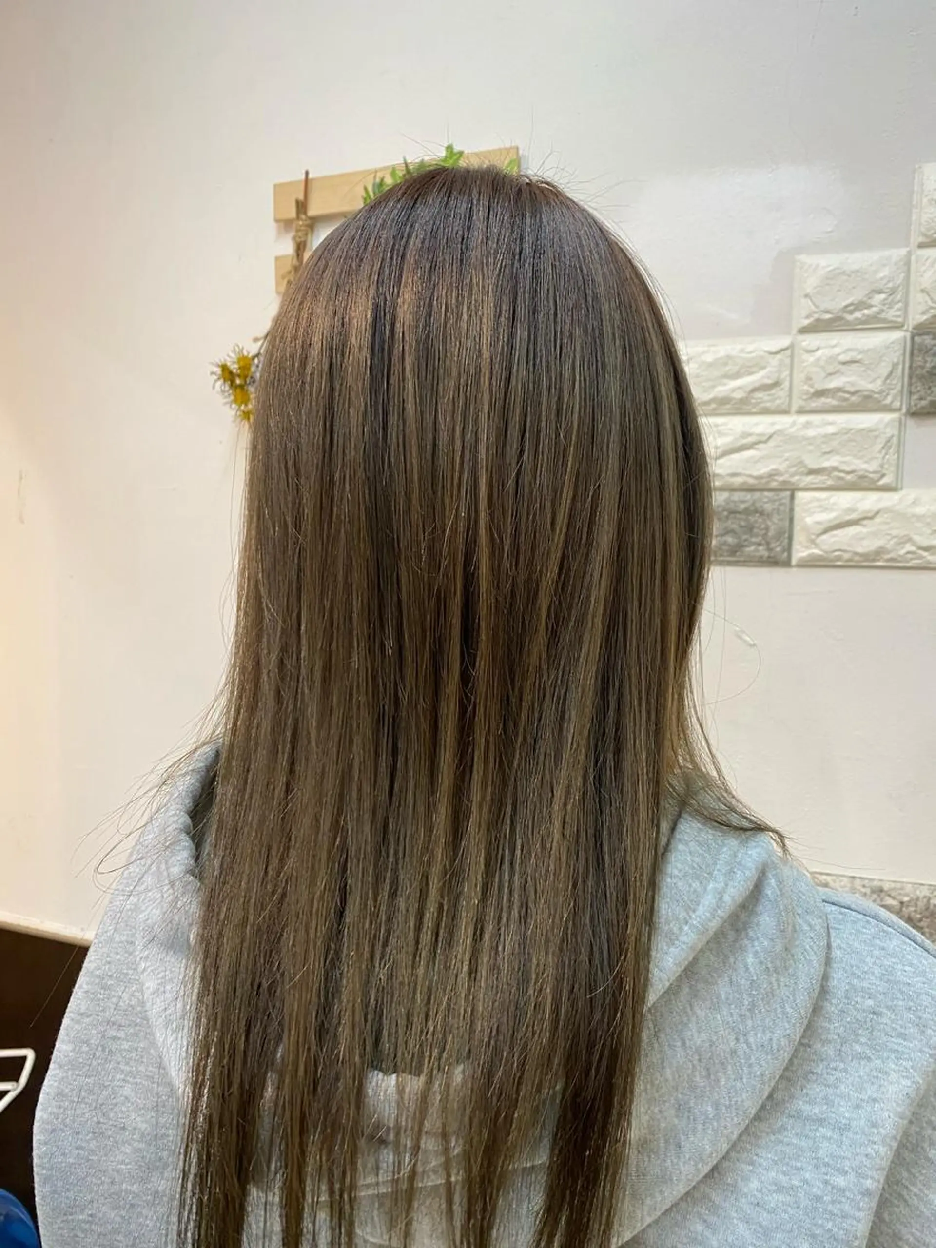 ロング カラー ショートボブ✨️ 池田芽生のヘアスタイル