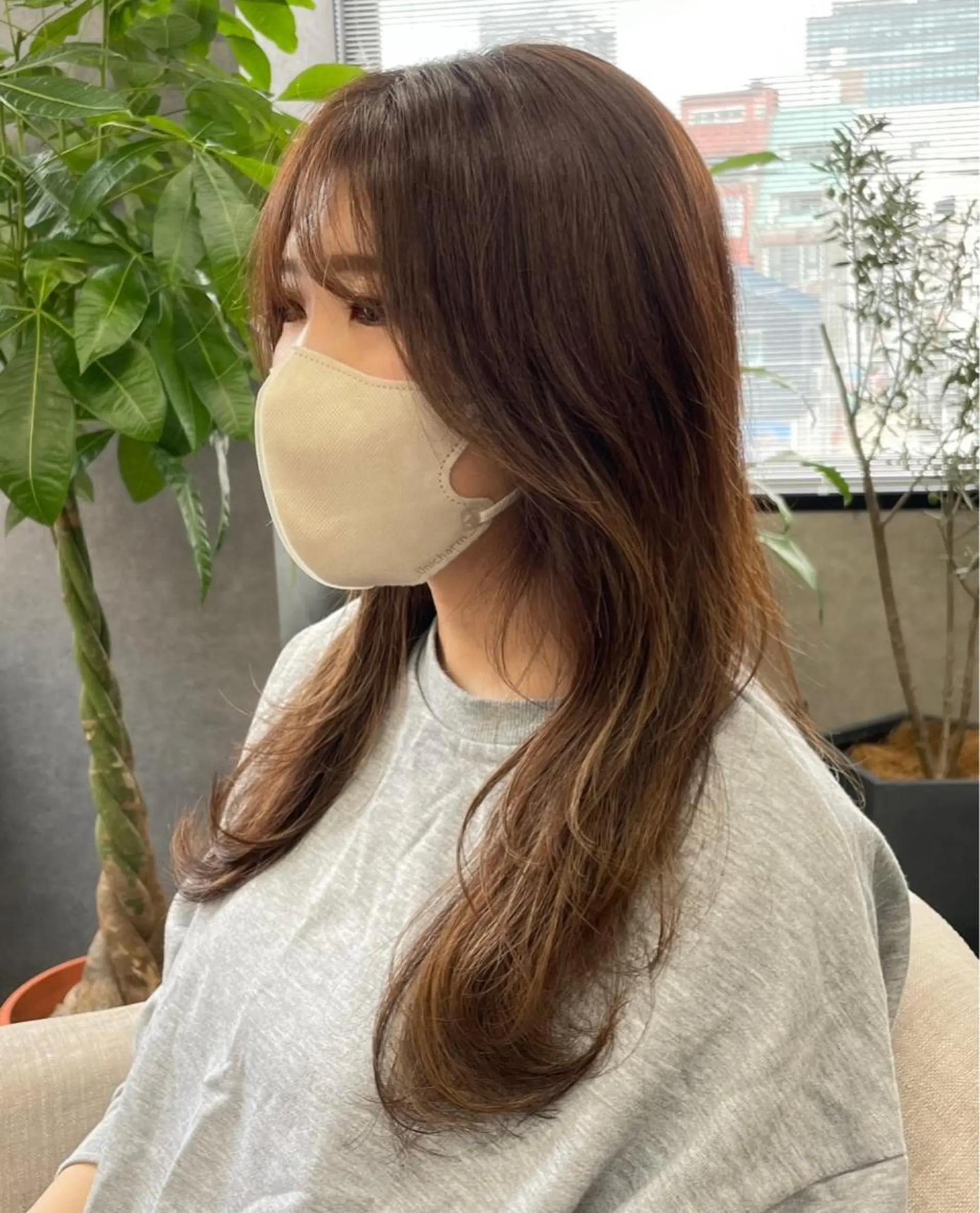 セミロング カラー FRAME spa&hair room博多店【フレーム】所属・髪質改善｜顔周り｜博 多｜川上智也のヘアスタイル