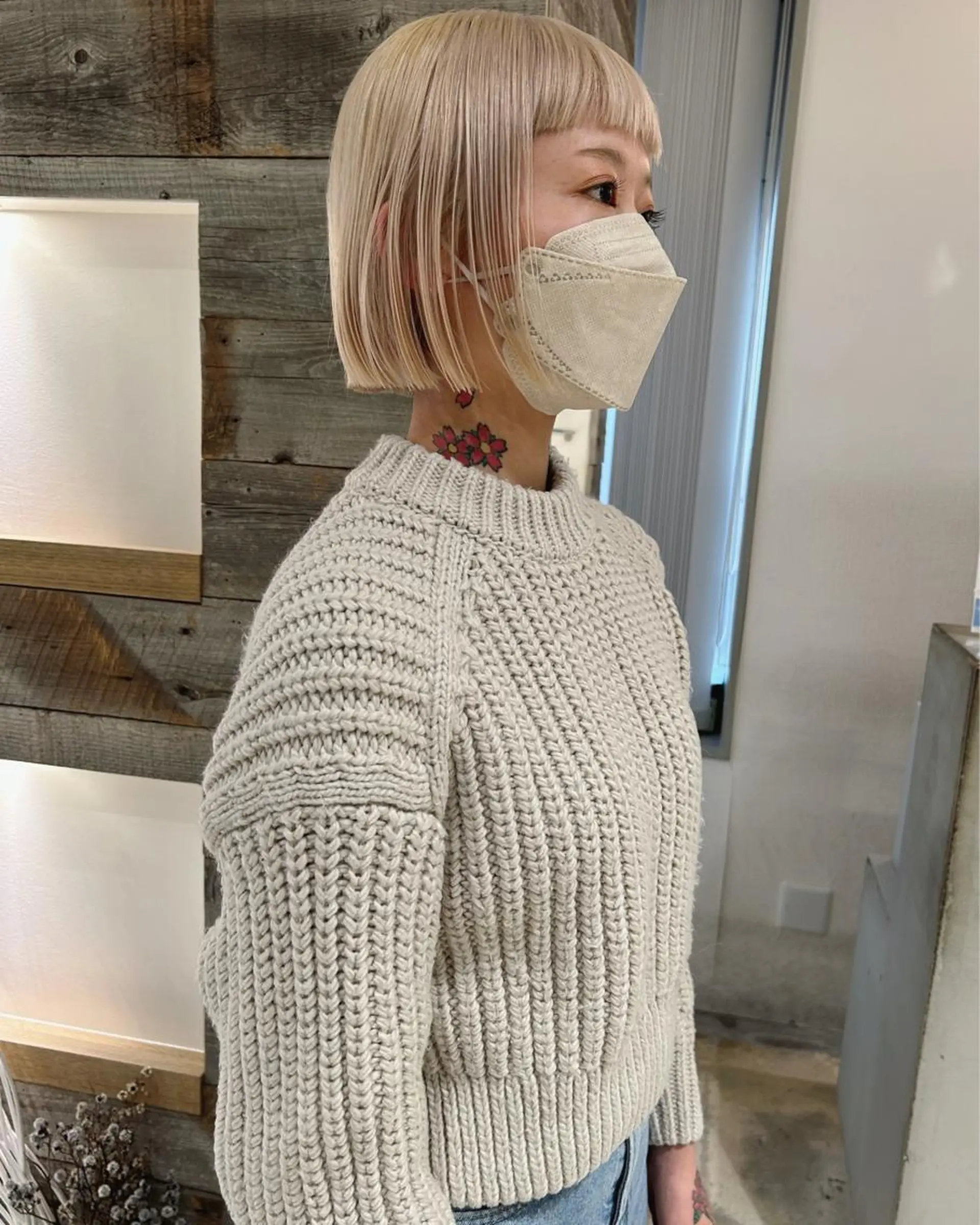 ショート カラー ブリーチ ブロンド ケアブリーチ ボブ カット ヘアカラー トリートメント Loom.所属・村上雅人 ナチュラルモードのヘアスタイル