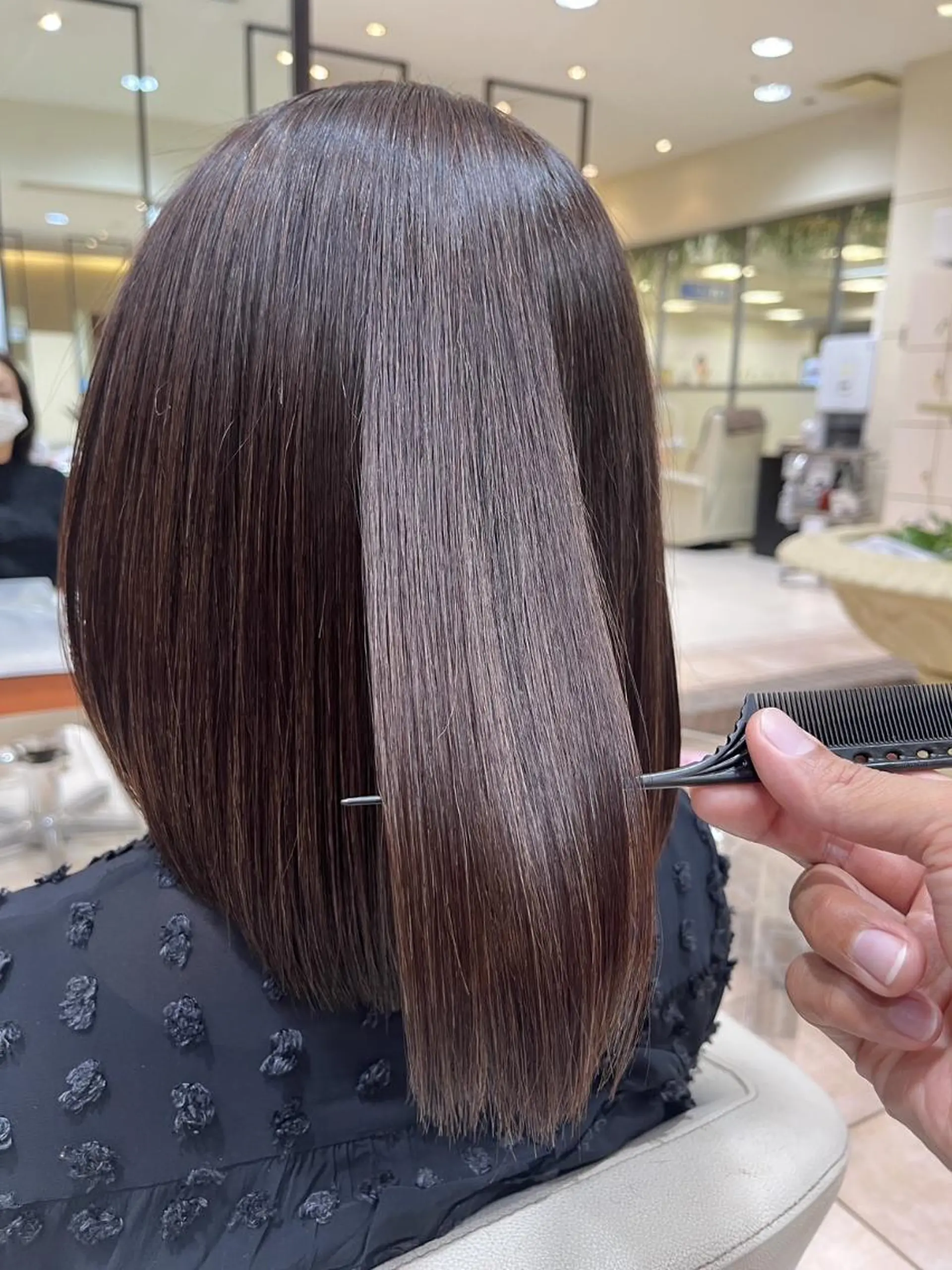 セミロング 縮毛矯正特化サロン モードケイズのヘアスタイル