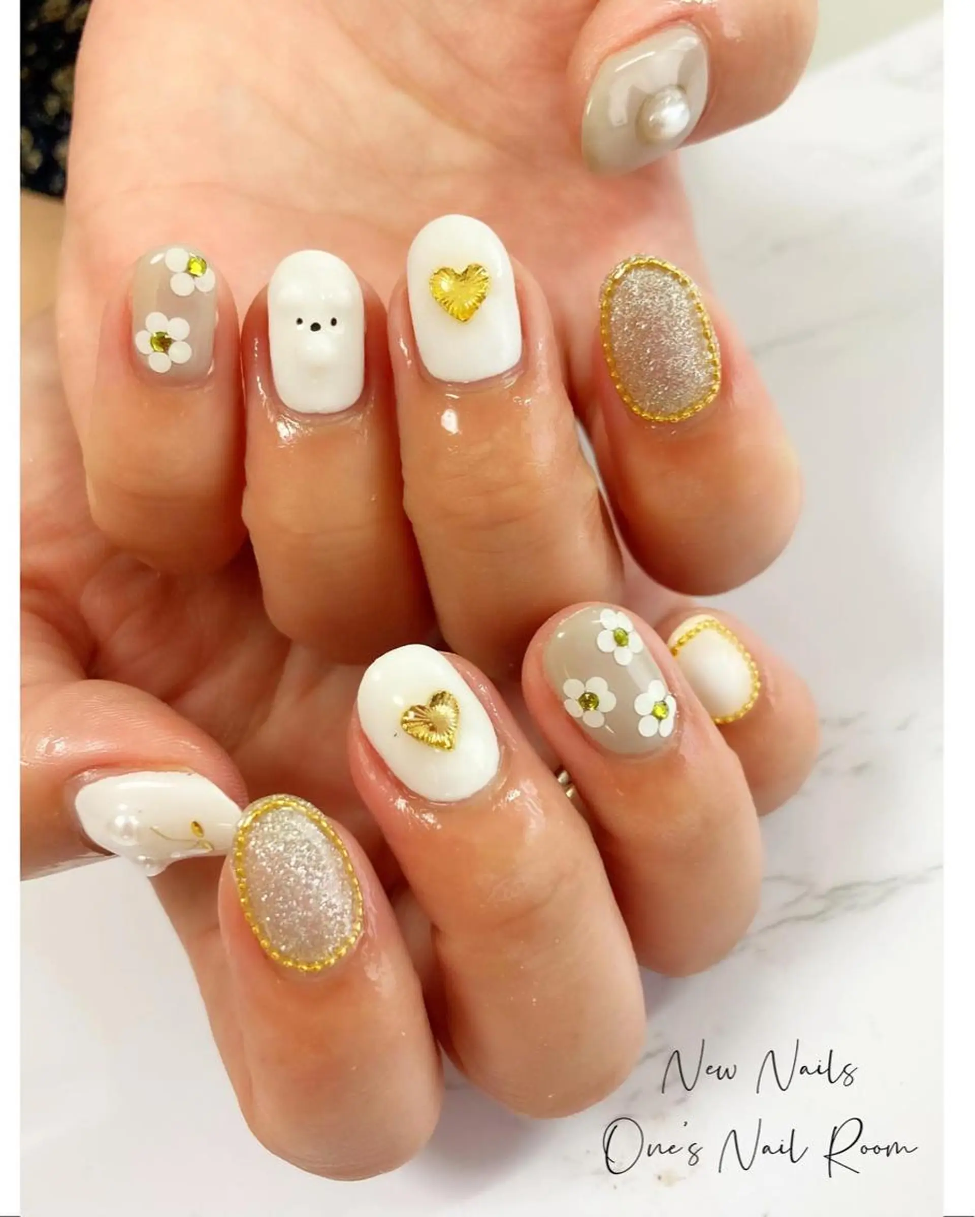 ネイル ハンドネイル One's Nail Roomのネイルデザイン
