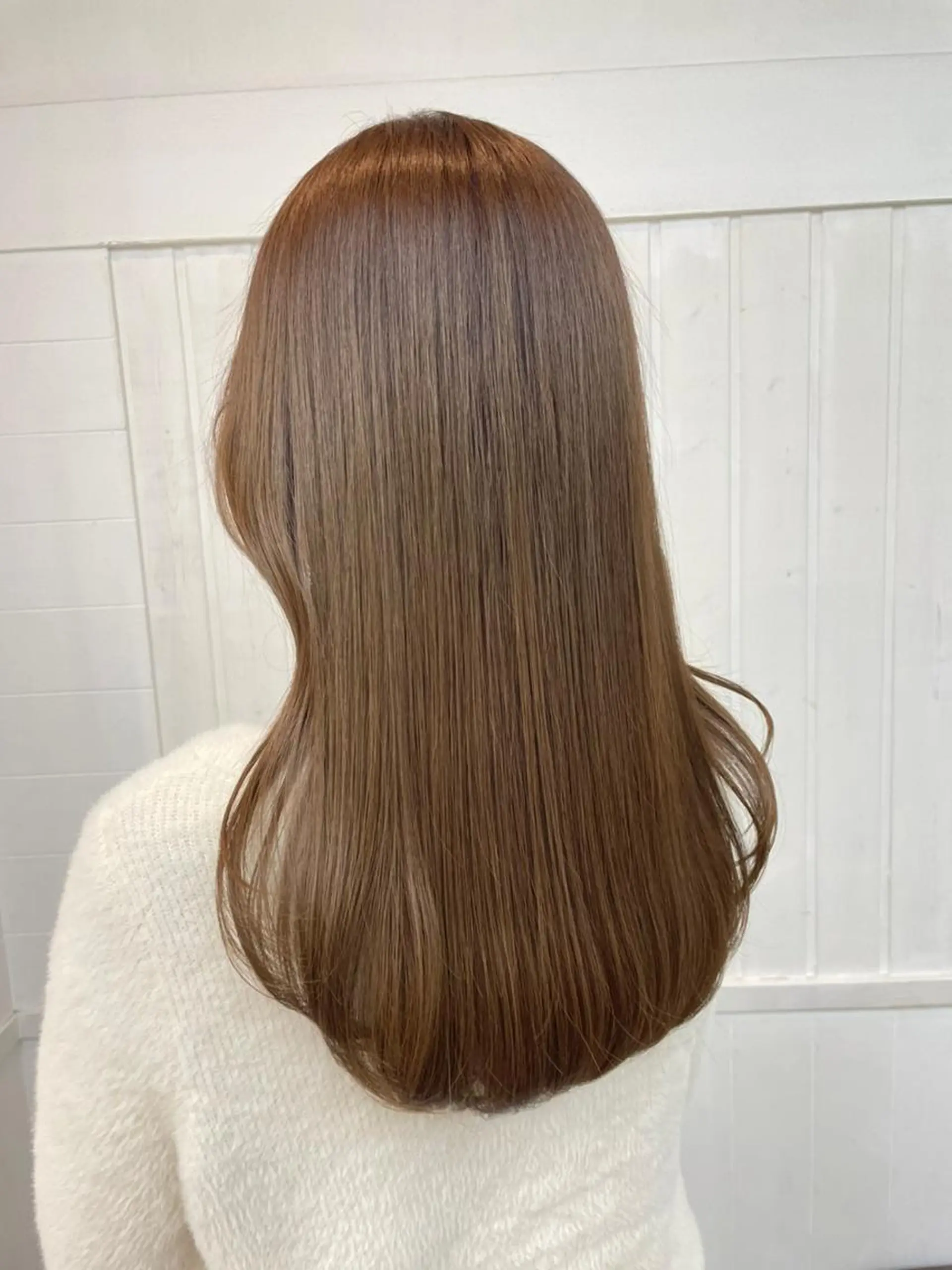 セミロング パーマ カラー セミロングパーマ バレイヤージュ ブリーチ ケアブリーチ デザインカラー カット ヘアカラー トリートメント 初めでも安心🌟 newi町田✂のヘアスタイル