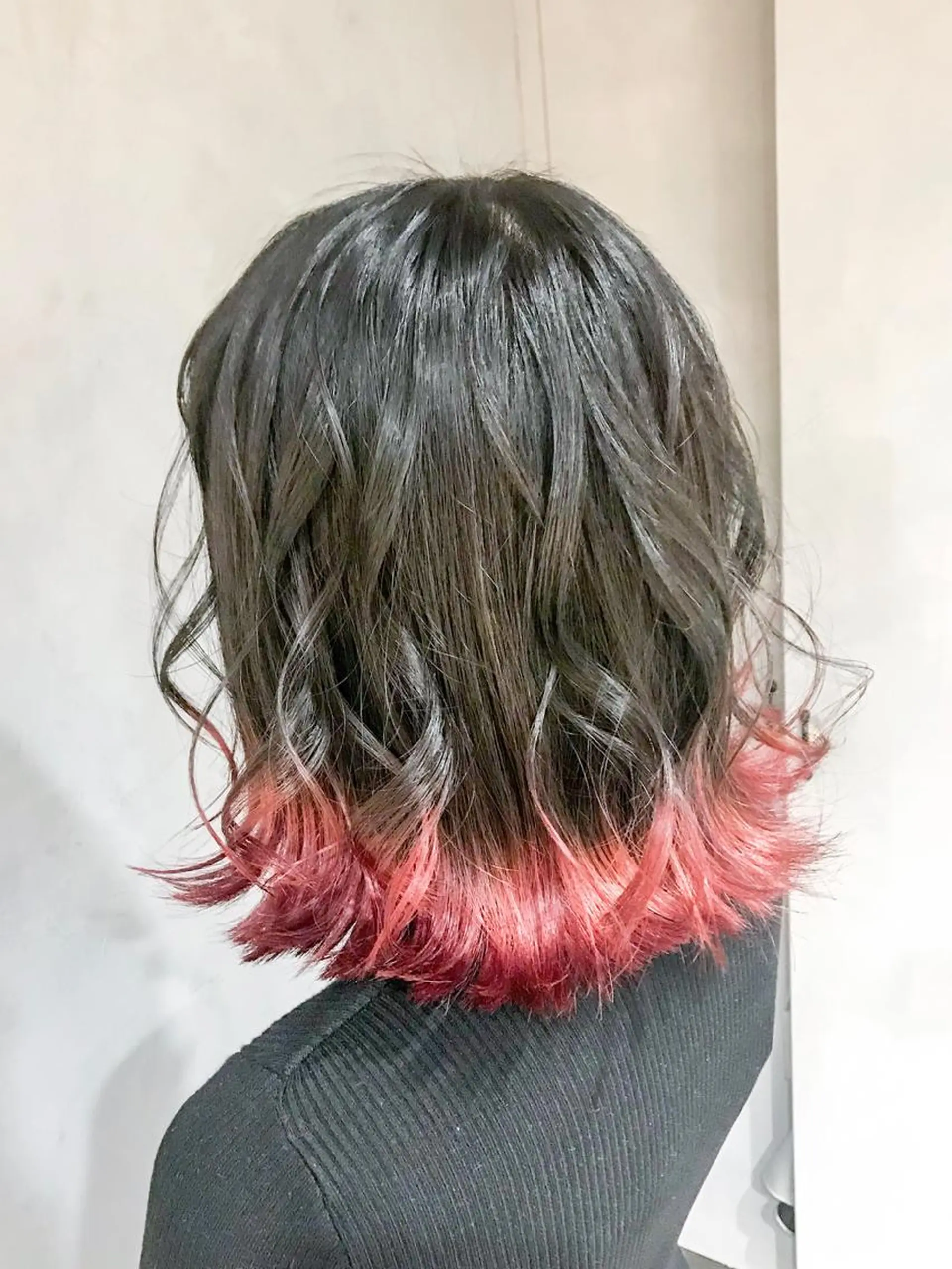 ショート カラー ブリーチ ピンクカラー カット ヘアカラー EIGHT second【エイトセカンド】所属・江畑 匠 新宿三丁目 徒歩30秒⭐️のヘアスタイル