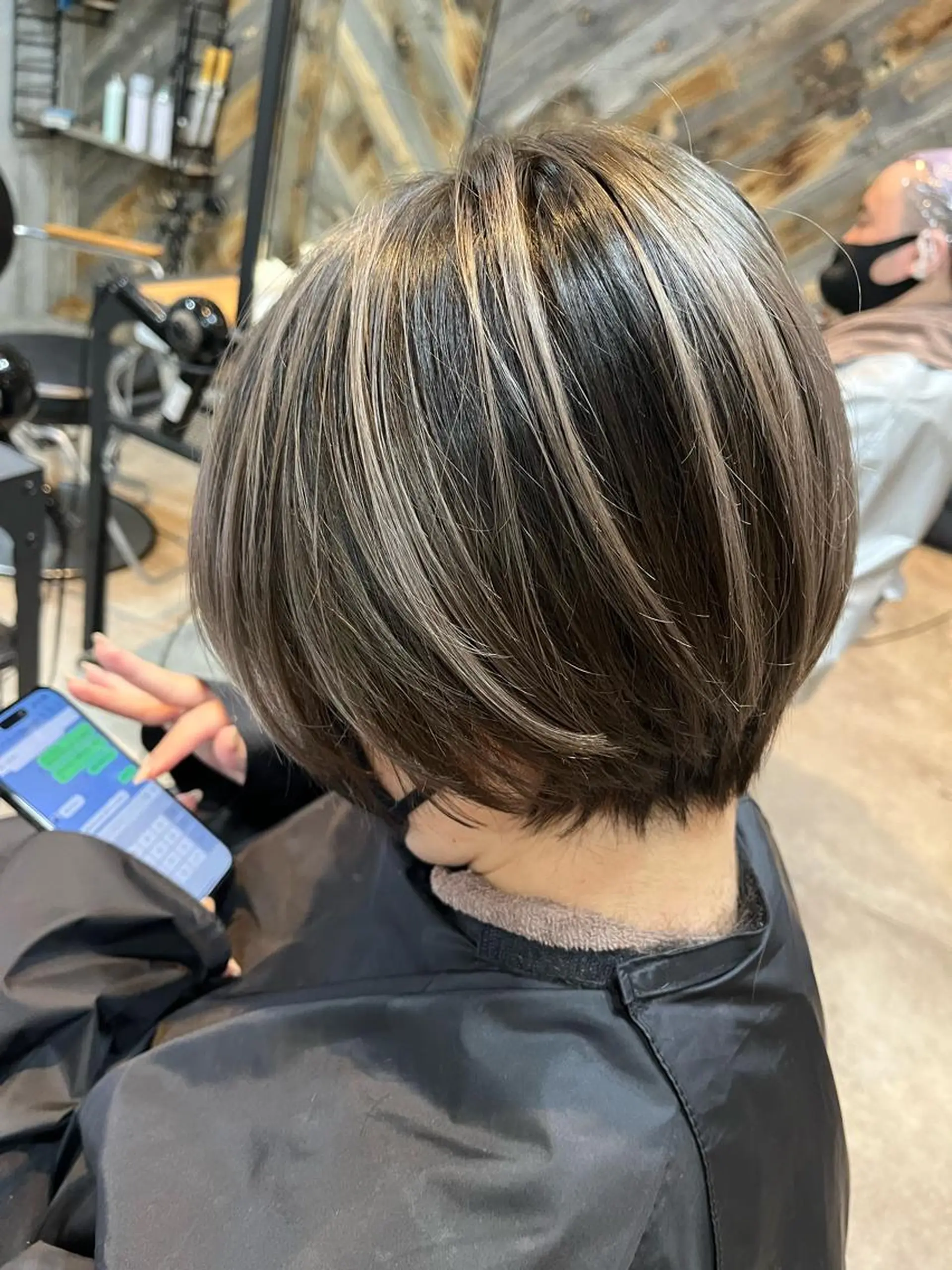 ショート レイヤーカット ショートヘア ヘアカラー トリートメント 山本 みきのヘアスタイル