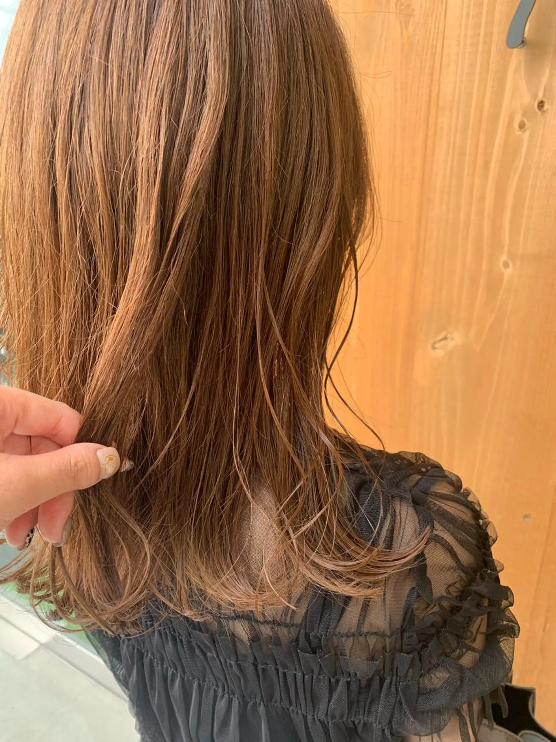 セミロング yamauchi mikuのヘアスタイル