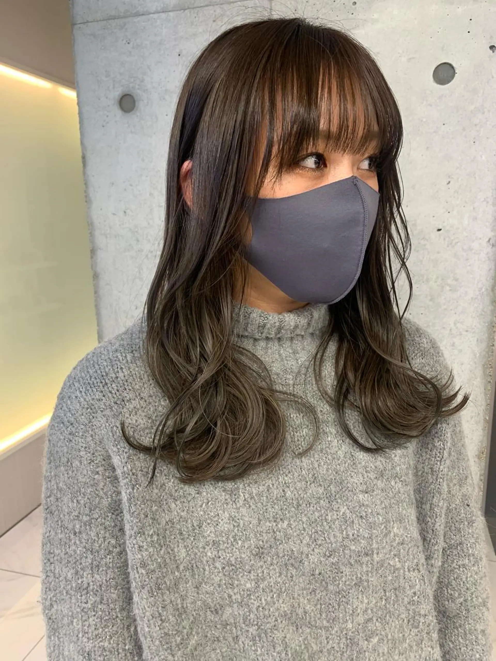 ロング カラー グレージュ ハイライトカラー ハイライト FILM hair design所属・梅本 有希のヘアスタイル