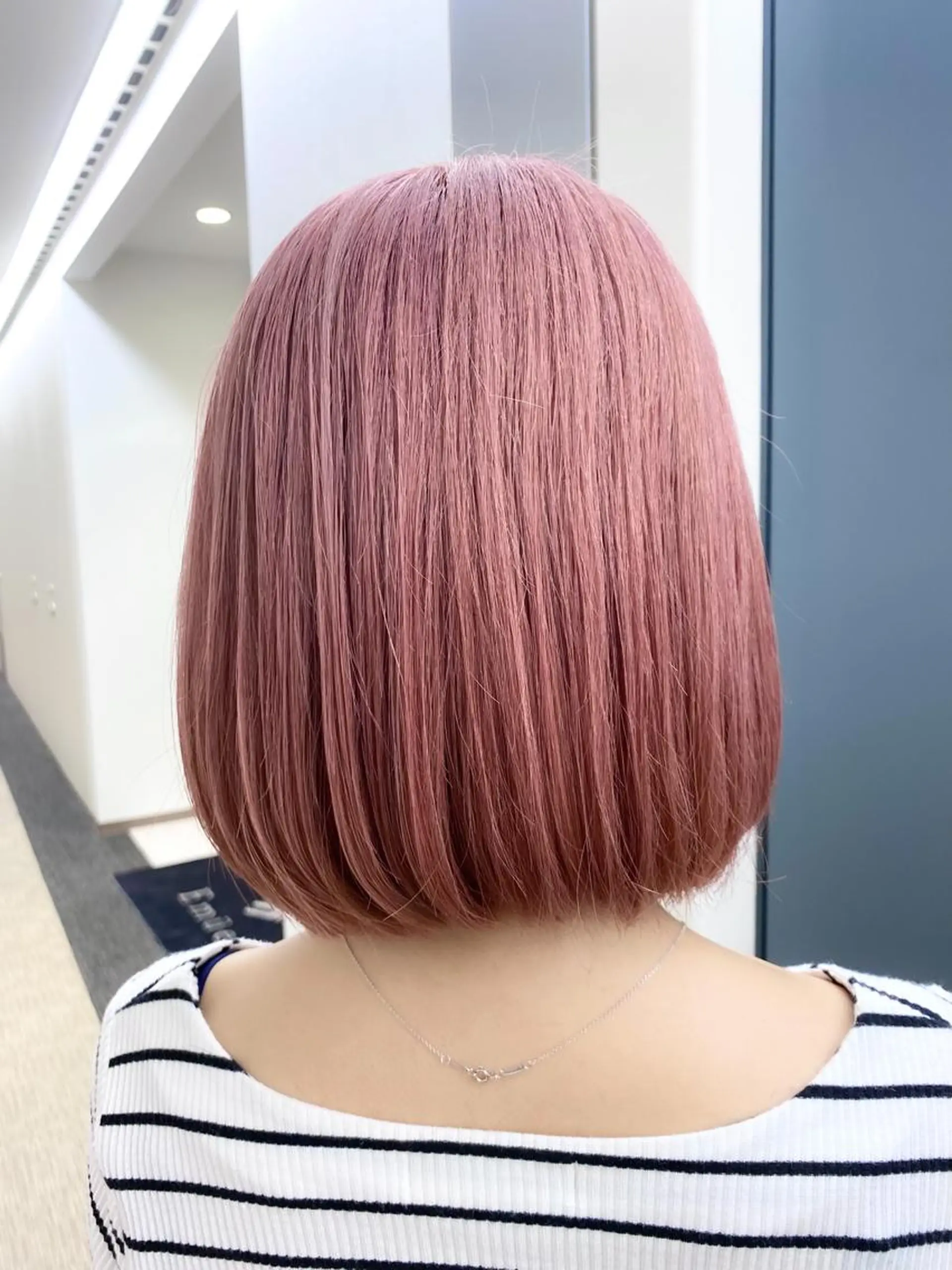 ミディアム カラー バレイヤージュ ベージュカラー ブリーチ ケアブリーチ デザインカラー カット ヘアカラー AVANCE京橋所属・ハイトーンヘア/ 島崎　タクミのヘアスタイル