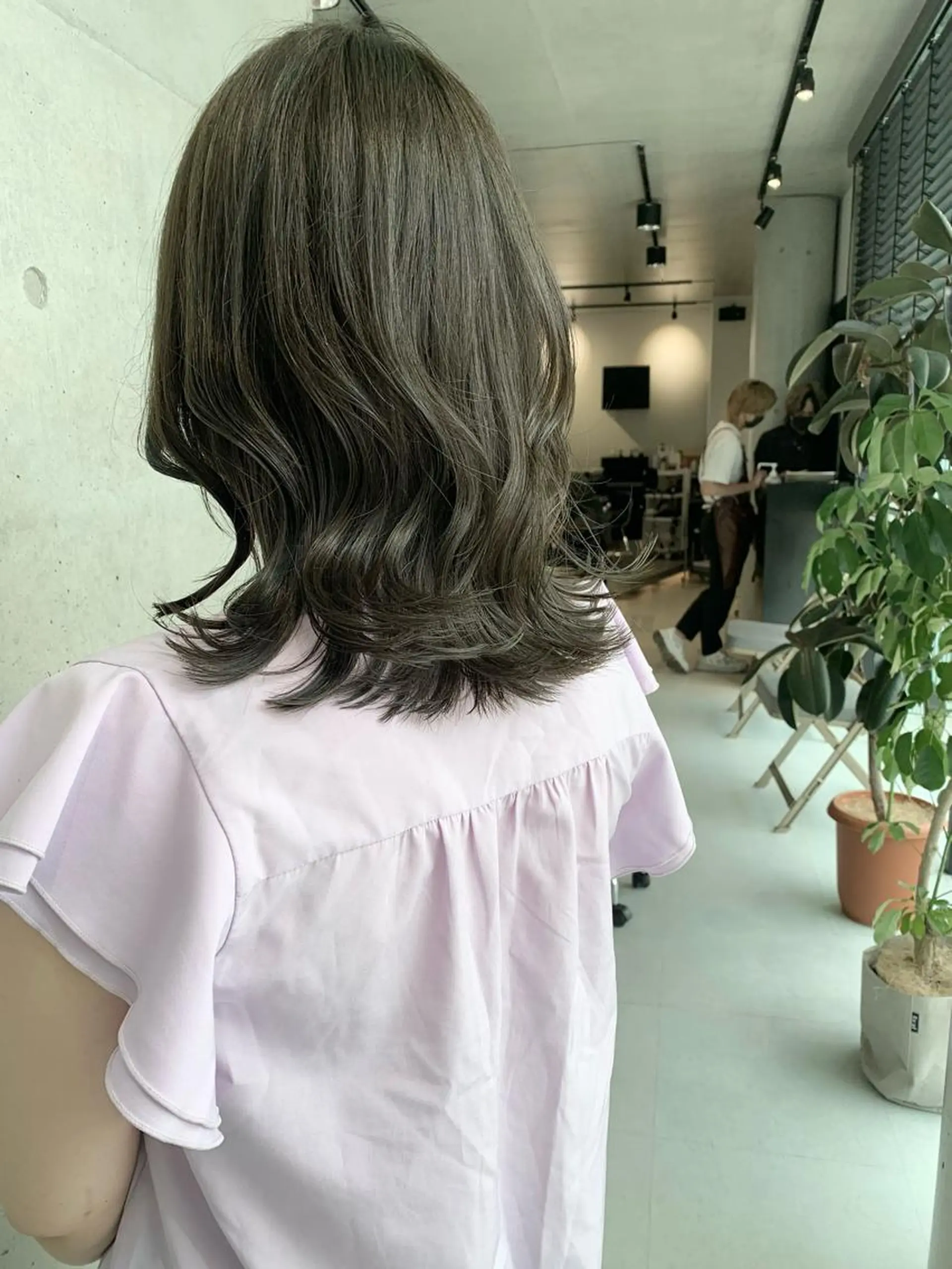 ロング カラー カット ヘアカラー トリートメント ヘッドスパ 透明感/オリーブ/ グレージュ/YUKAのヘアスタイル