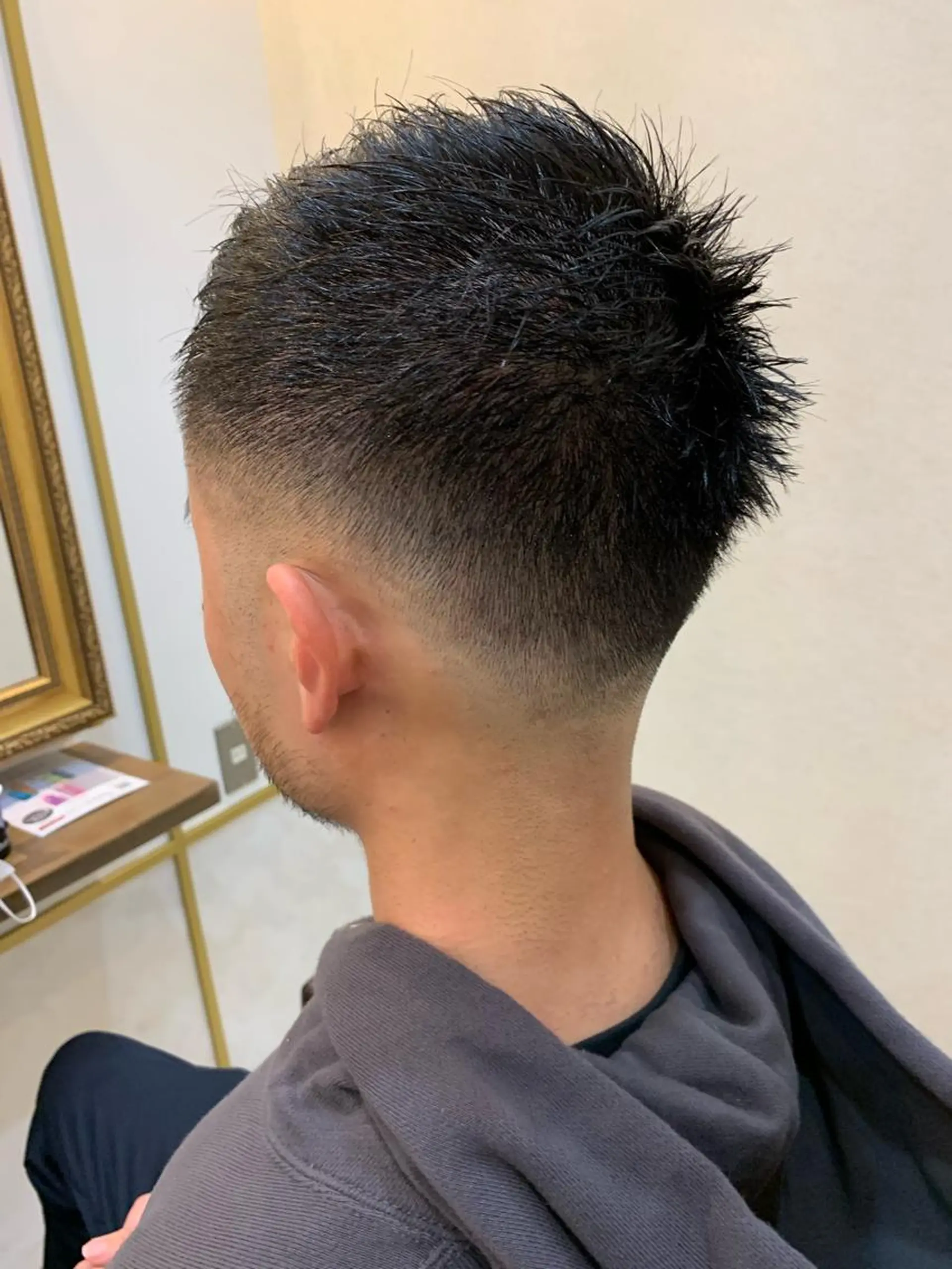 ショート メンズ フェードカット REM_aokijima所属・土屋 竣奨のヘアスタイル