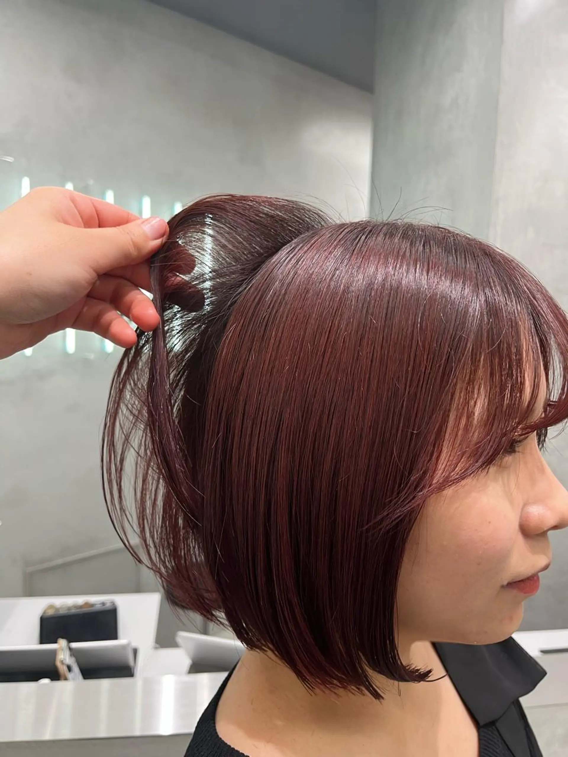 カラー レッドカラー dot .tokyo所属・中村 彩夏のヘアスタイル