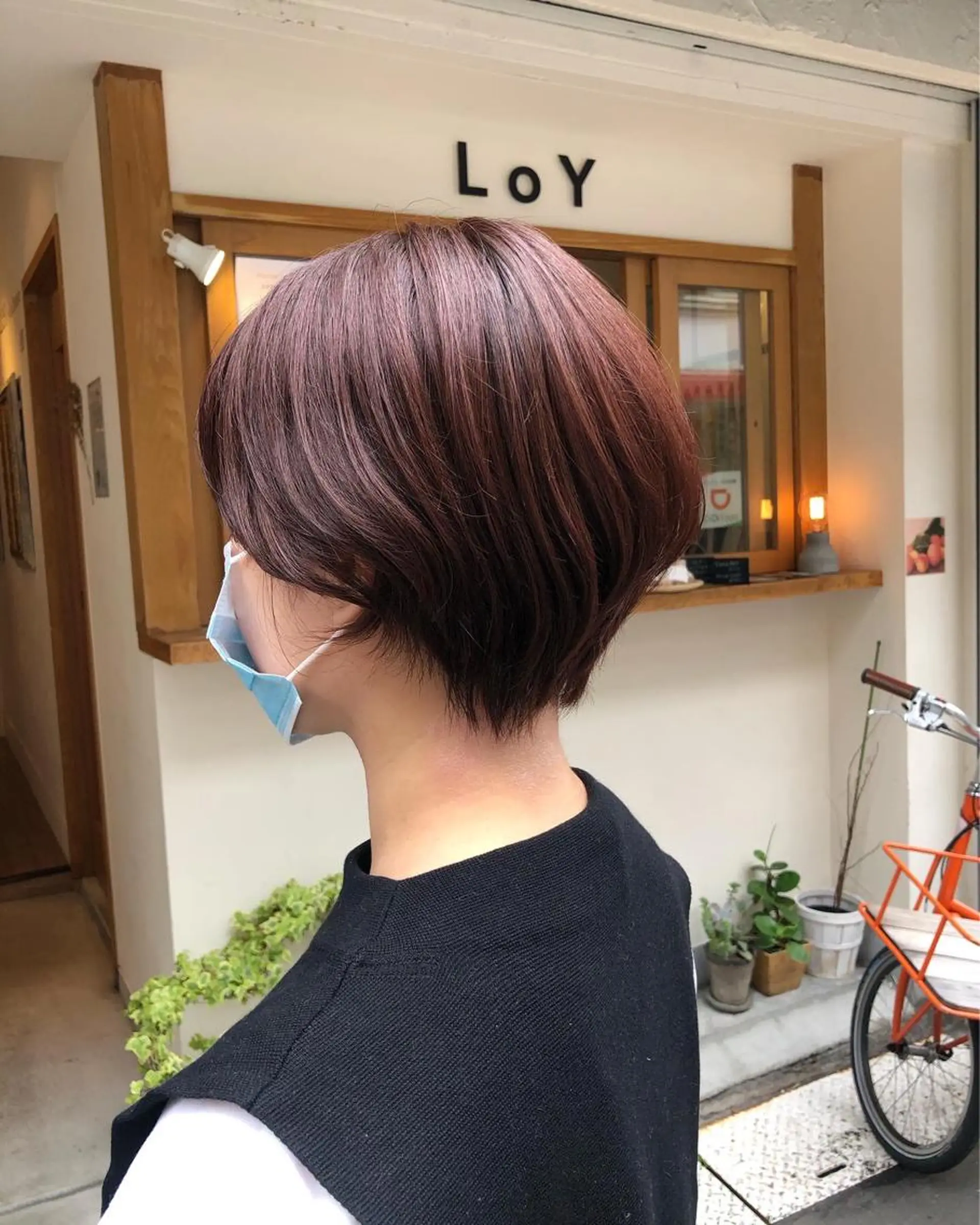 ショート カラー レッドカラー バイオレットカラー luve heart's And Be  minamisemba所属・脇坂 佳世の眉毛・アイブロウイメージ