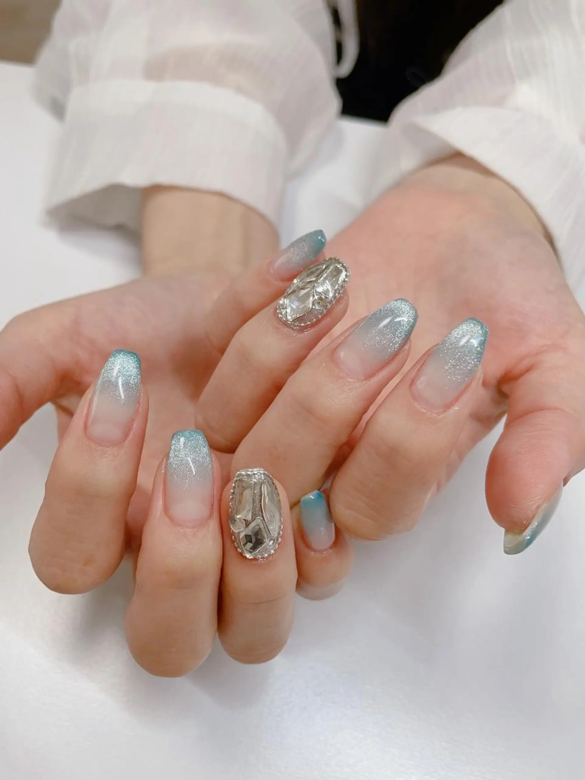 ネイル ハンドネイル nail salon Ni-i-naのネイルデザイン