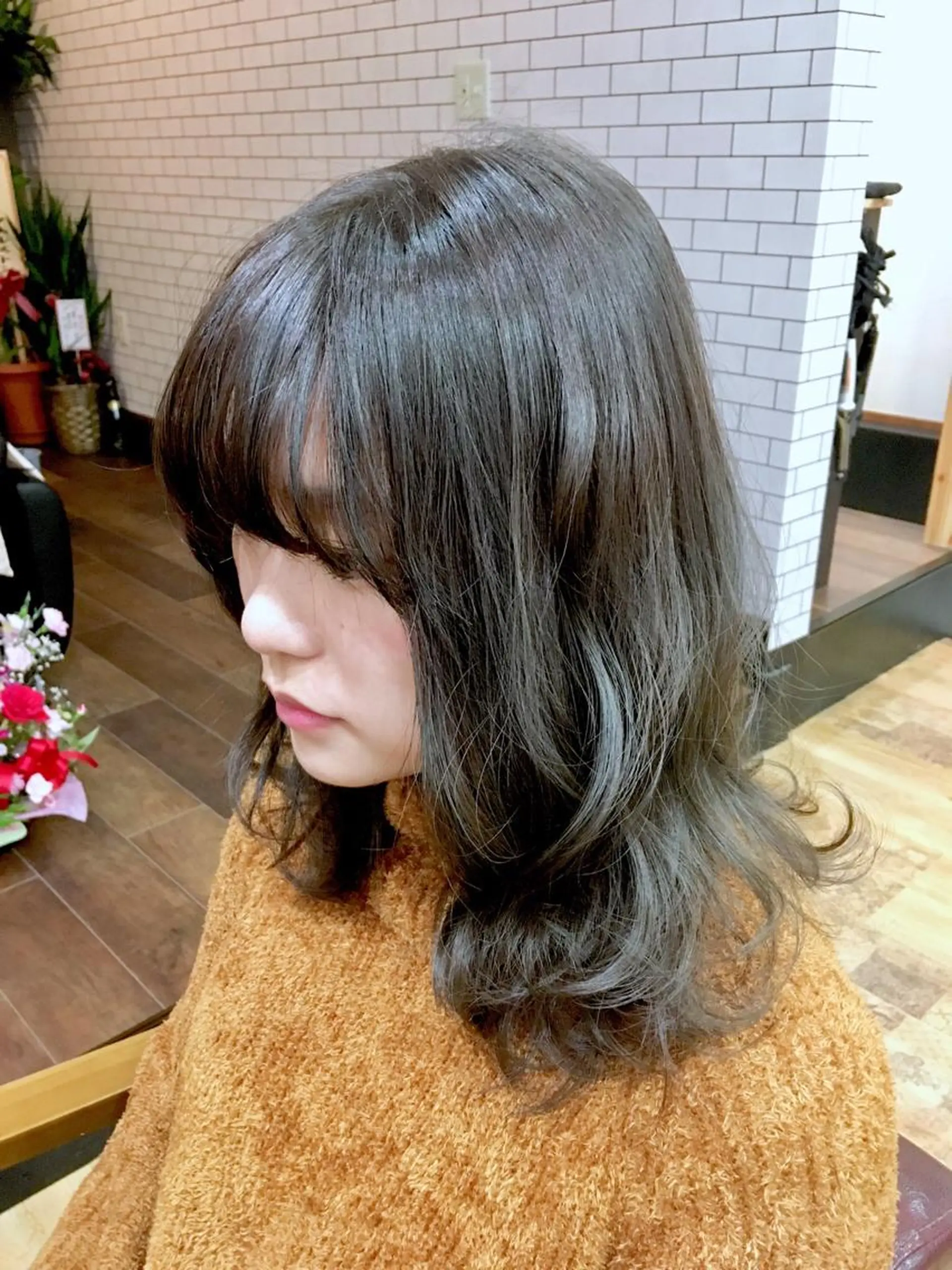 ミディアム カラー 外国人風カラー THREE所属・THREE 関根大のヘアスタイル