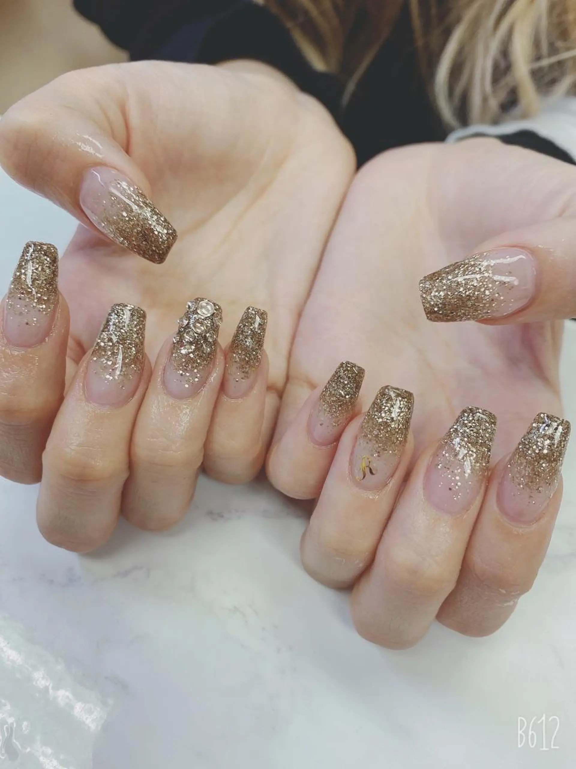 ミディアム ハンドネイル JNA認定講師🌸 RIEのネイルデザイン