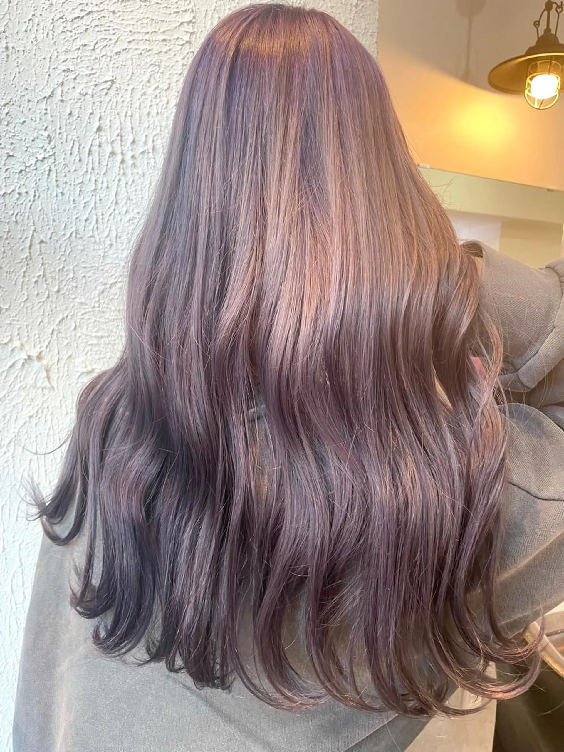 ロング カラー パーマ ヘアアレンジ メンズ シールエクステ メンズバレイヤージュ メンズブリーチ メンズハイライト メンズインナーカラー ヘアカラー トリートメント 🦋高瀬寛菜🦋 韓国/ブリーチのヘアスタイル