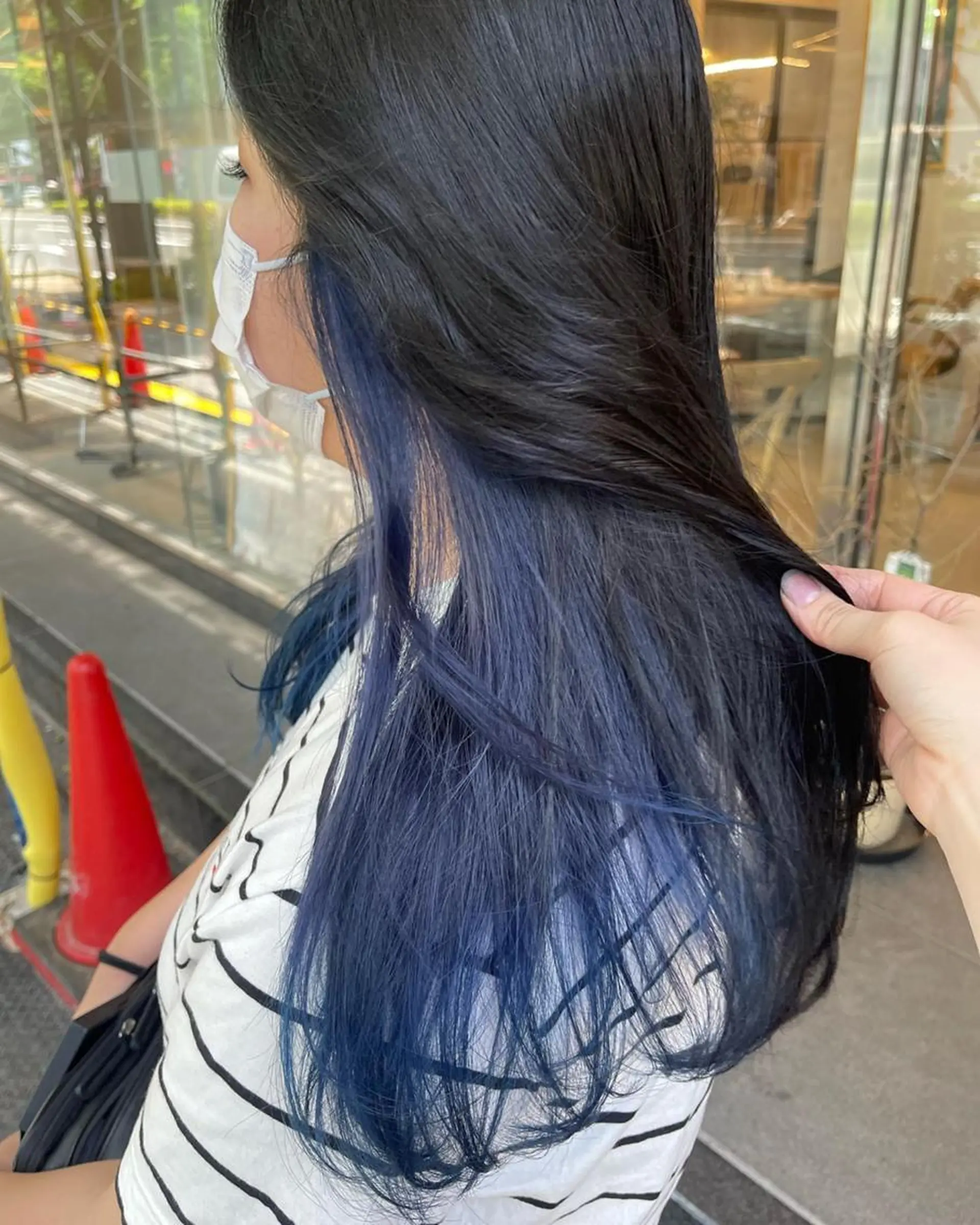 ミディアム カラー ヘアアレンジ 黒髪 ブルーカラー グラデーションカラー インナーカラー ネイビーカラー ❥【韓国風ヘア】 stylist 林❥のエステ・リラクイメージ