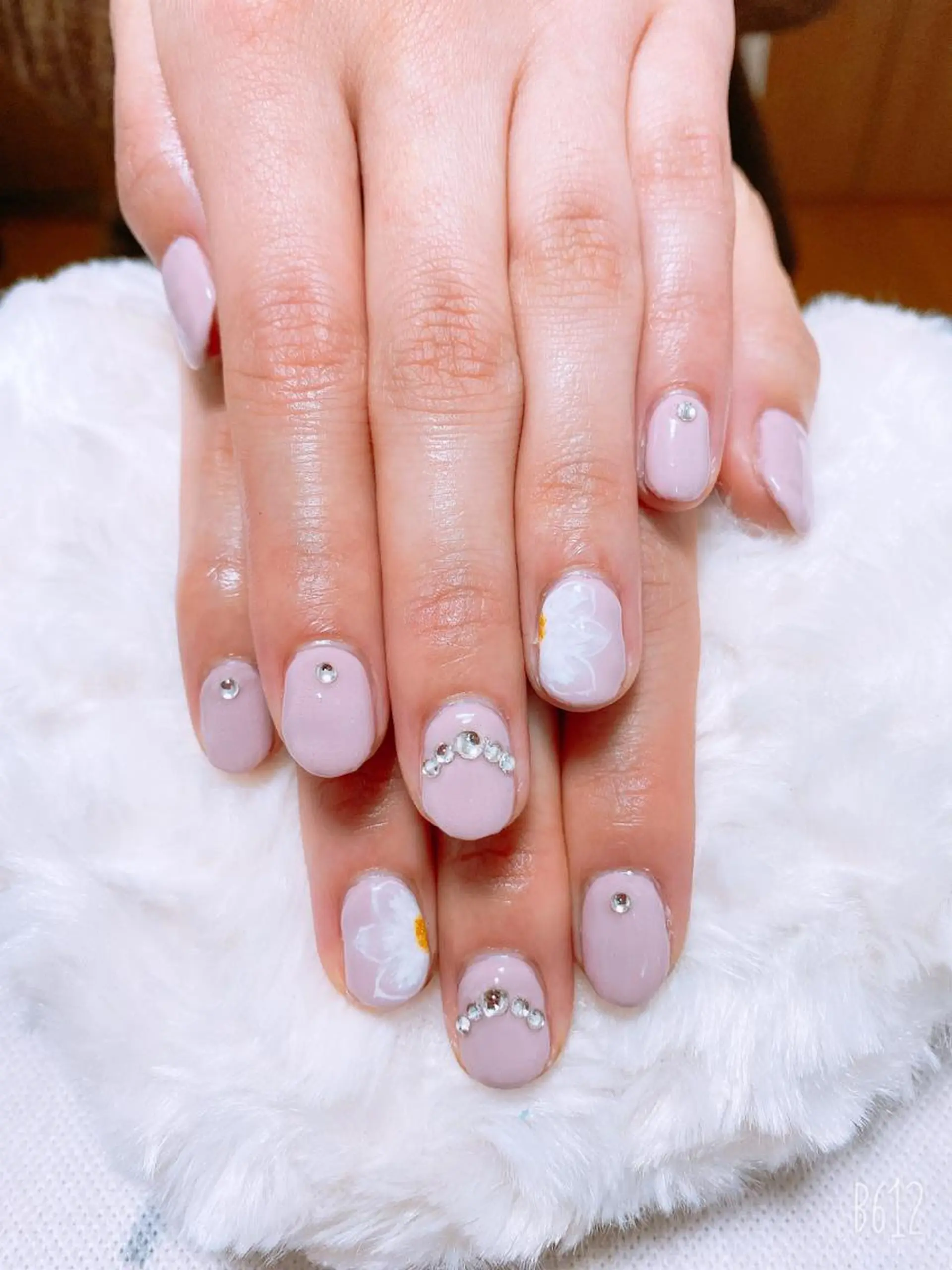 ネイル The Best Beauty受付担当のヘアスタイル