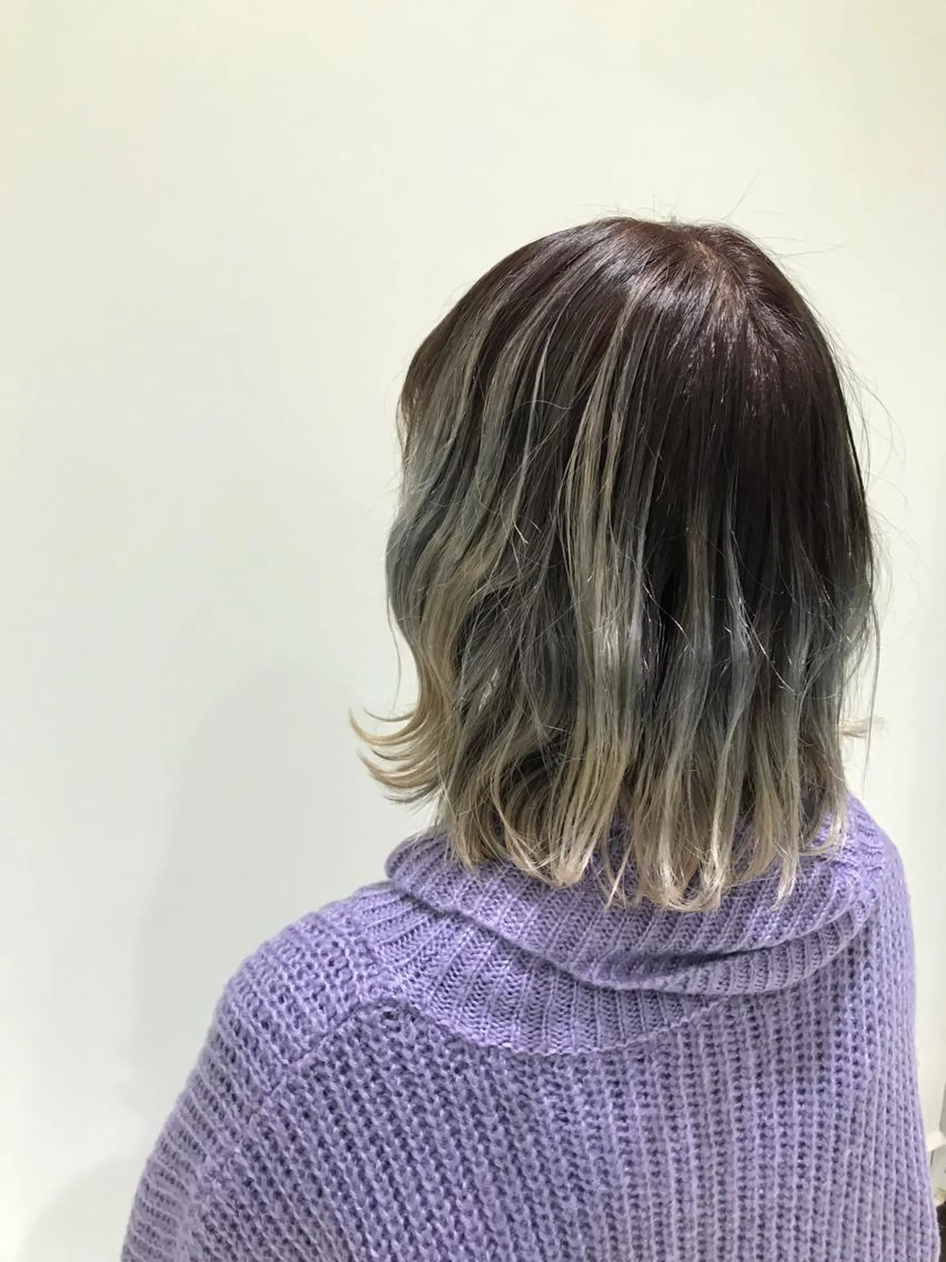 ミディアム レイヤーカット 下條 真のヘアスタイル