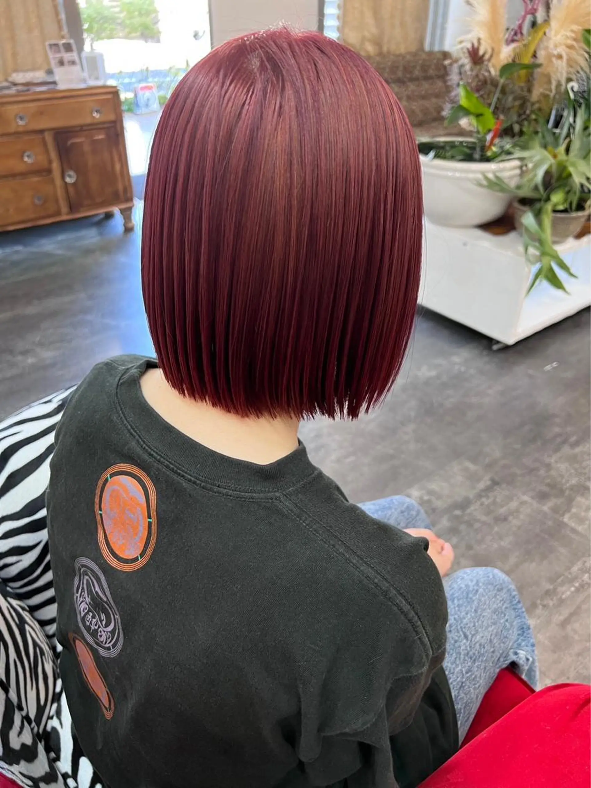 ミディアム カラー LOMARLIE JURIAのヘアスタイル