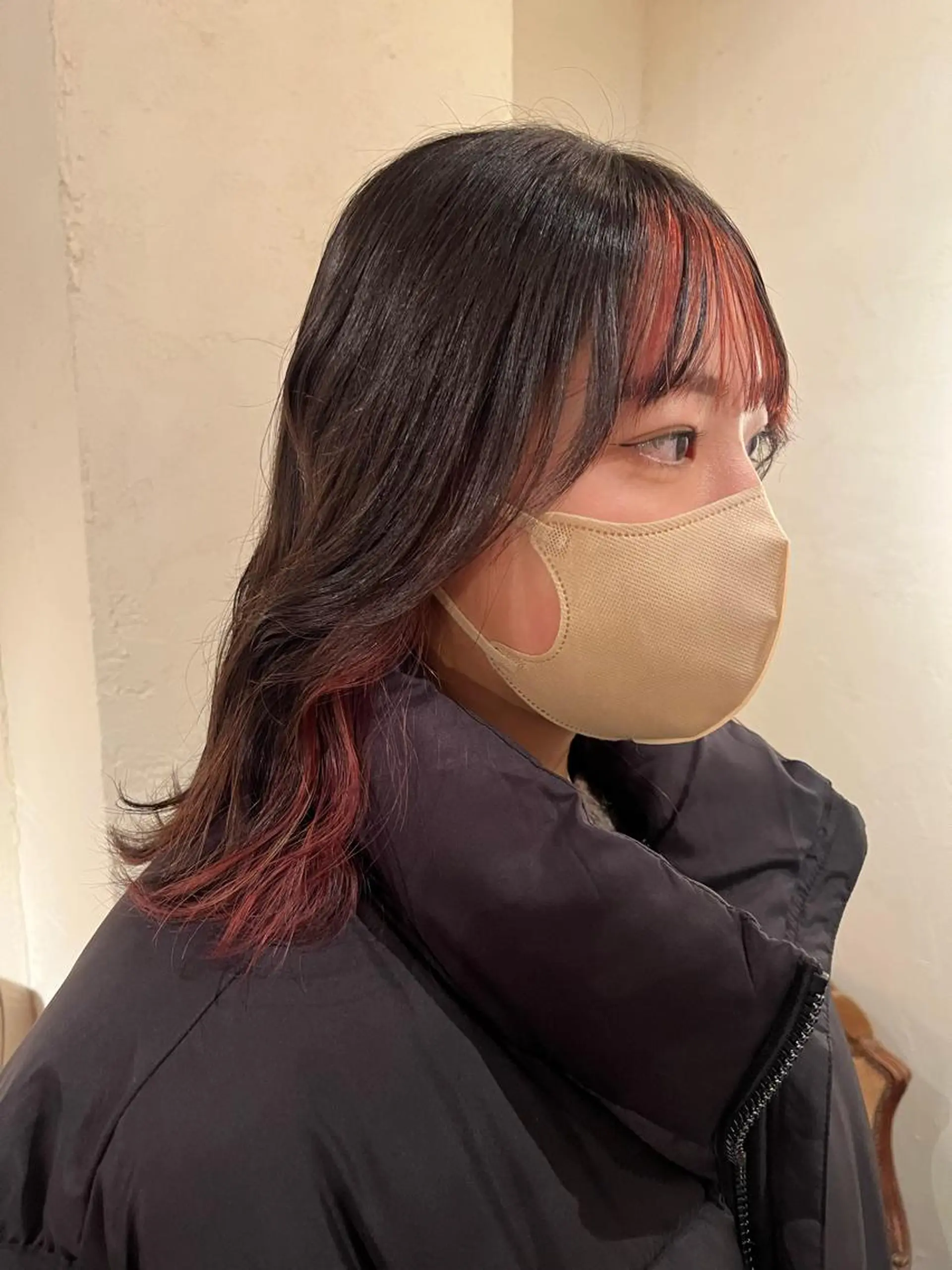 カラー 藤井 美歩/赤髪のヘアスタイル