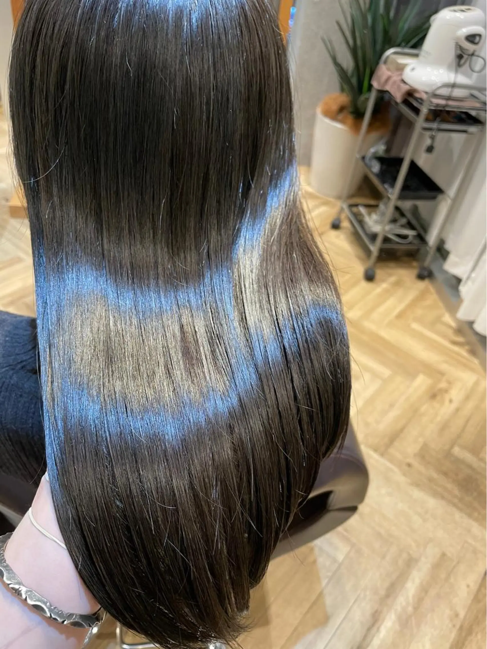 セミロング カラー カット ヘアカラー トリートメント 顔まわりの神様✨ 透明感カラー藤嶋秀幸のヘアスタイル