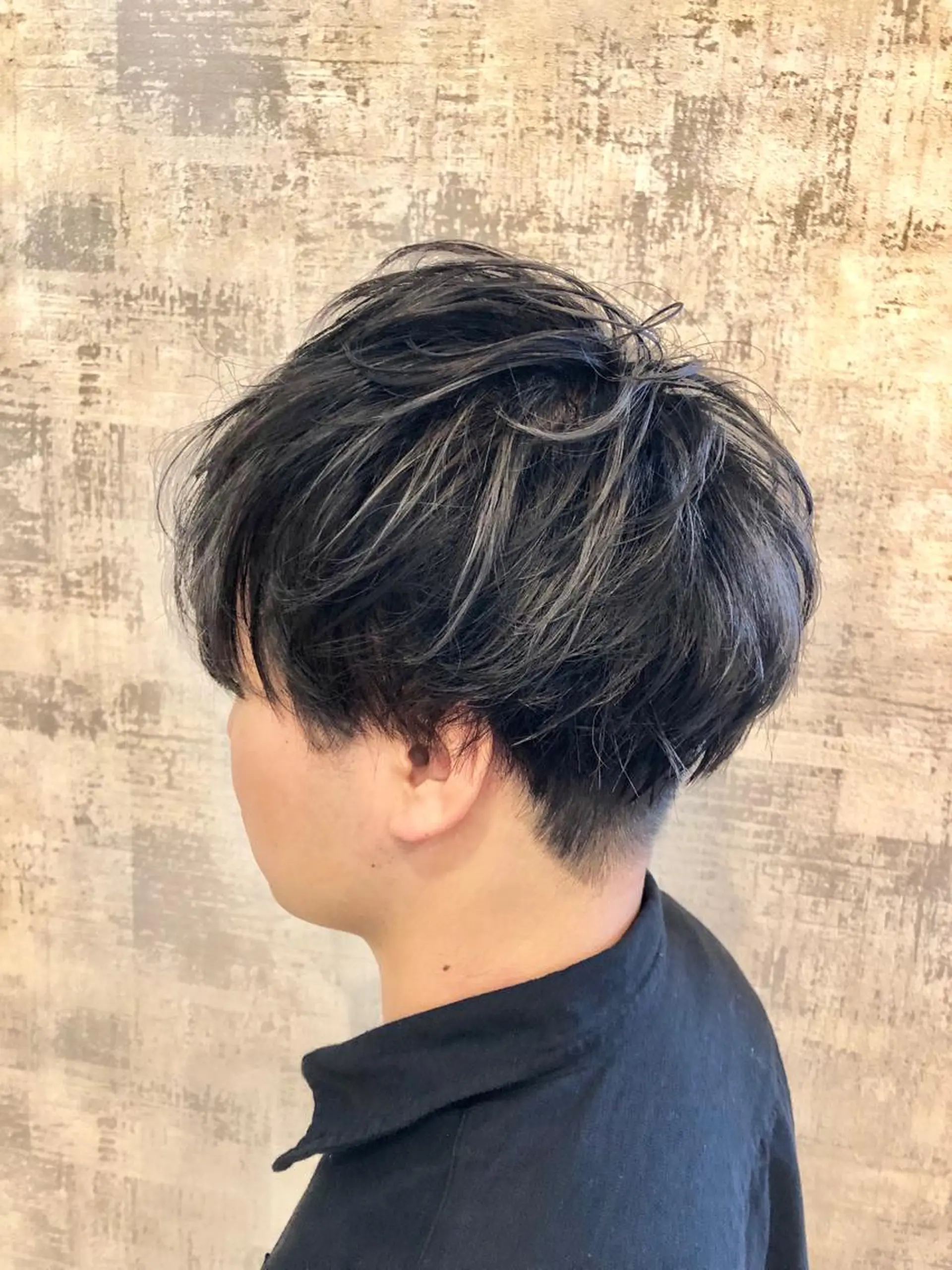 ショート カラー メンズ メンズハイライト マッシュ ハイライトカラー ハイライト 北脇 健治のヘアスタイル