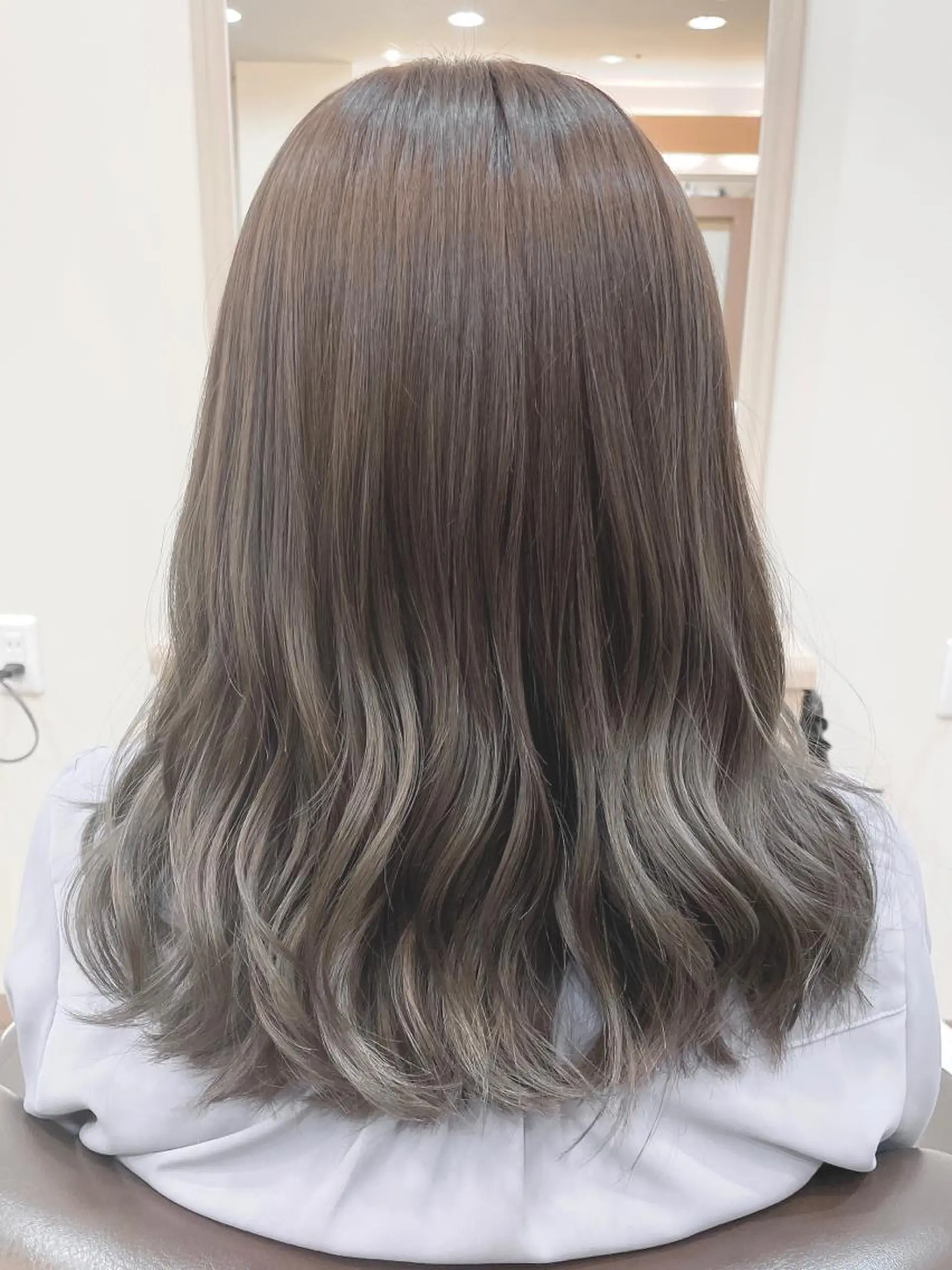 セミロング カラー グレージュ ヘアカラー メンズパーマ🌀/ 中村郁未のヘアスタイル