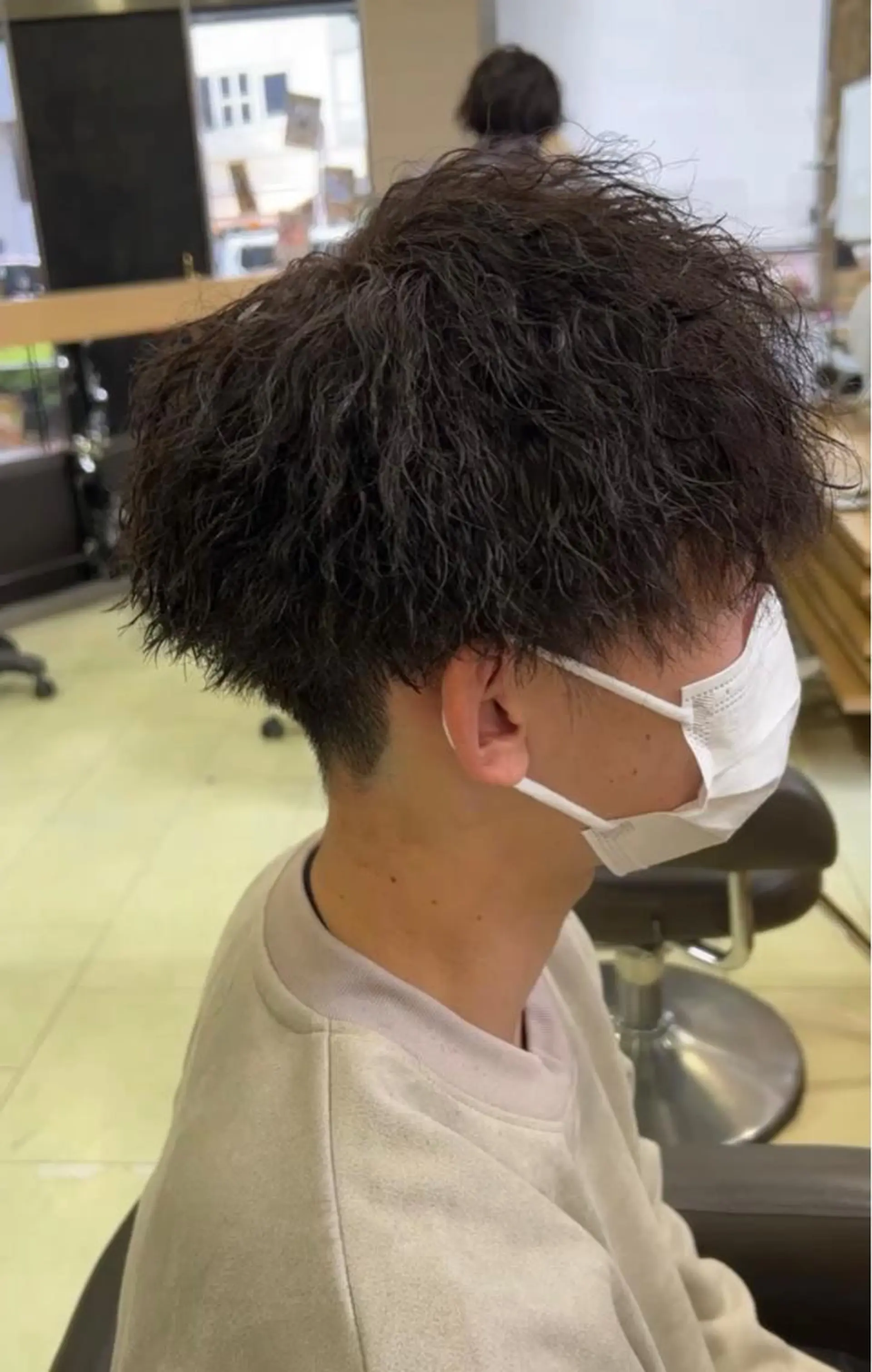 カラー パーマ メンズ メンズパーマ ツイストスパイラルパーマ ブラウンカラー スパイラルパーマ メンズカット/柏/韓 国/メンズパーマ航太のヘアスタイル