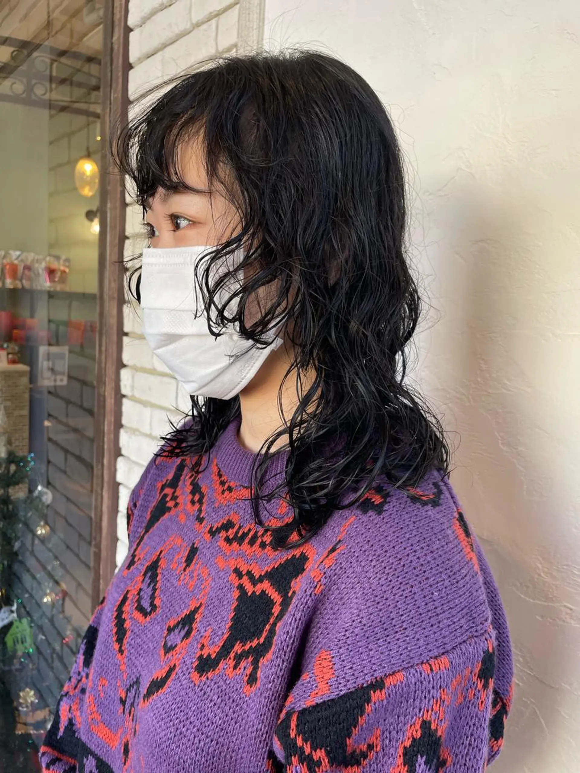 セミロング パーマ 安江 理緒のヘアスタイル
