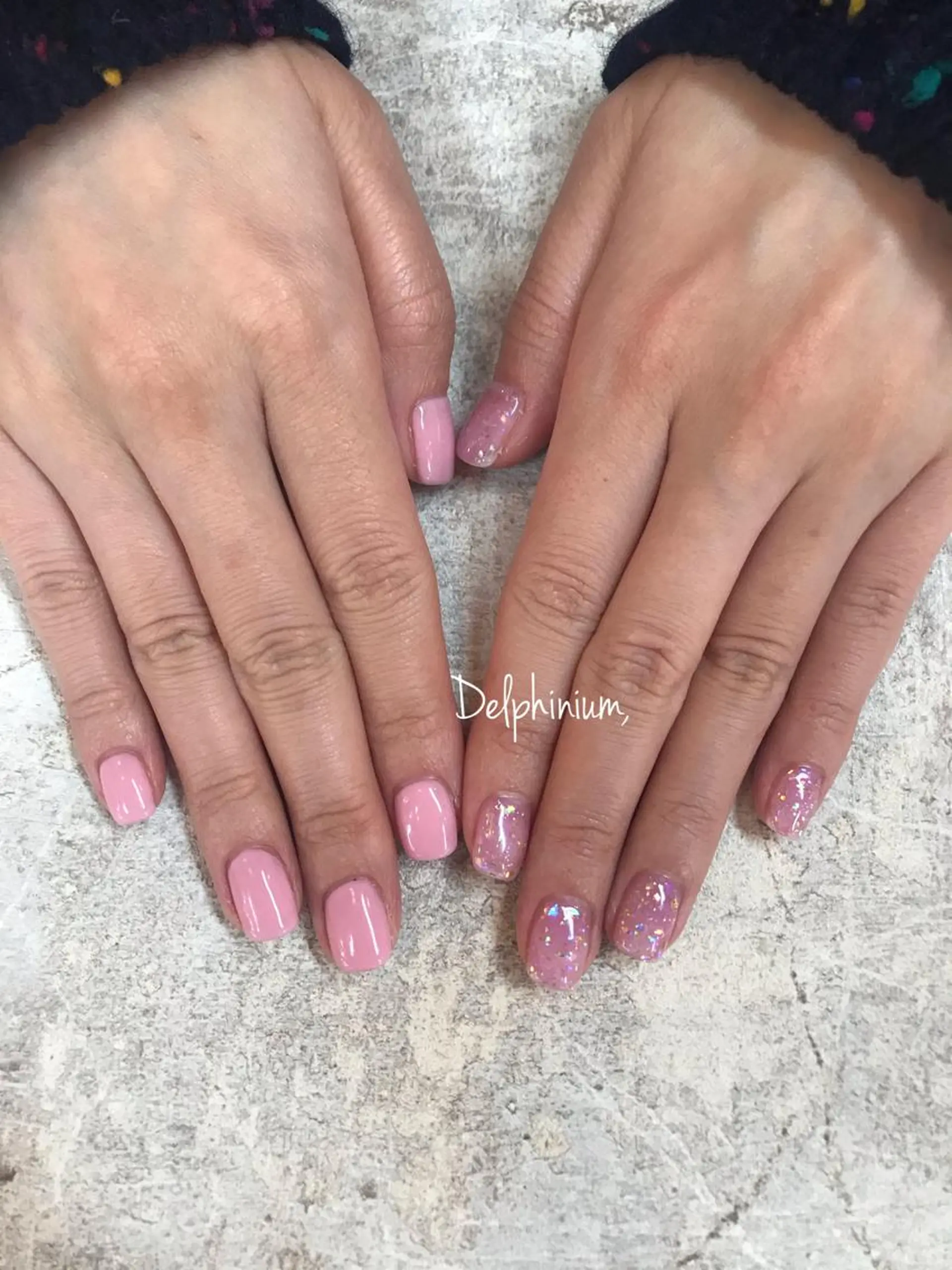 ネイル グラデーション ラメ(グリッター) ラメグラデーション ワンカラーネイル ハンドネイル 岡本 友恵のネイルデザイン