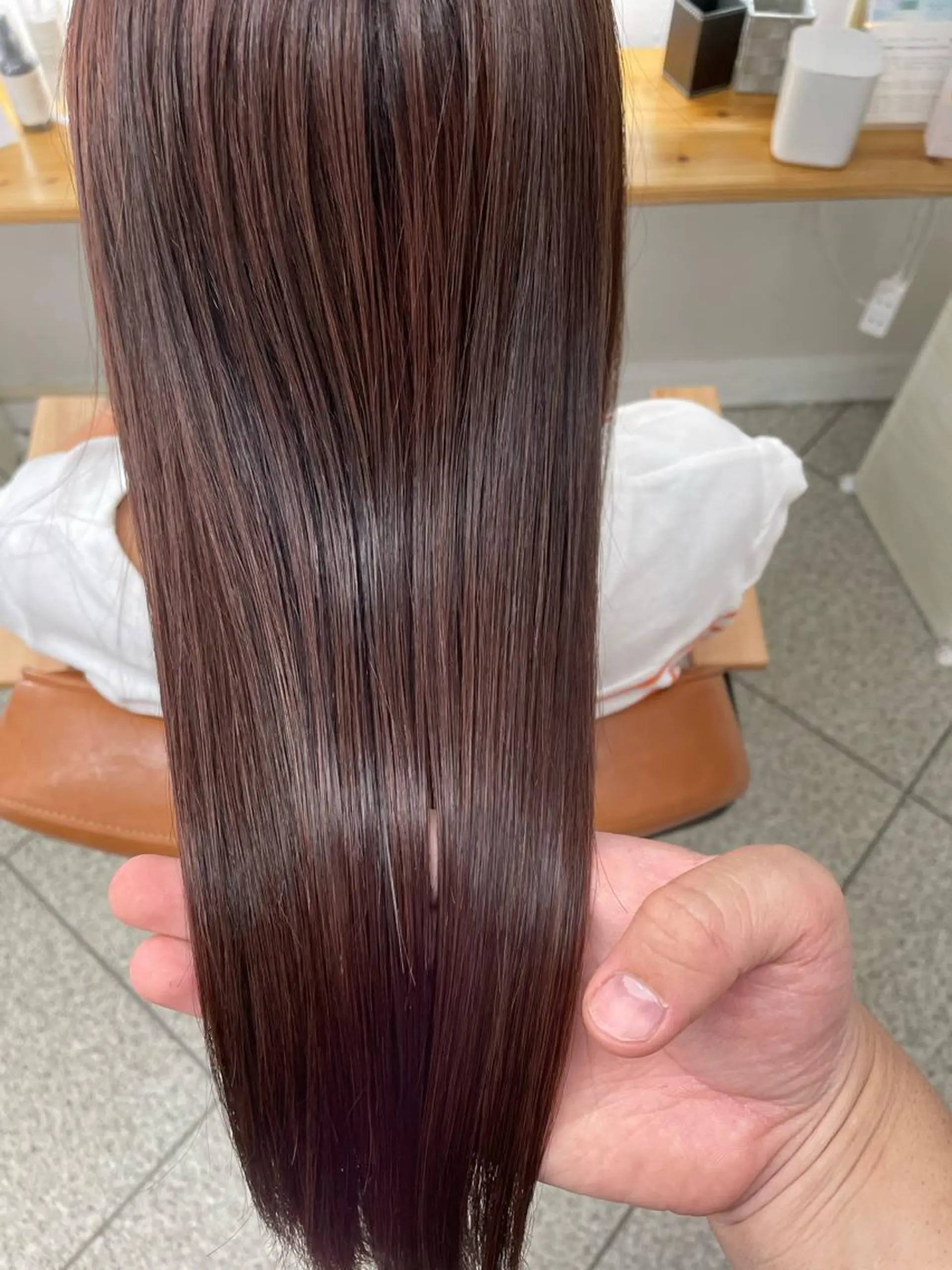 ロング 凪の 旅先のヘアスタイル