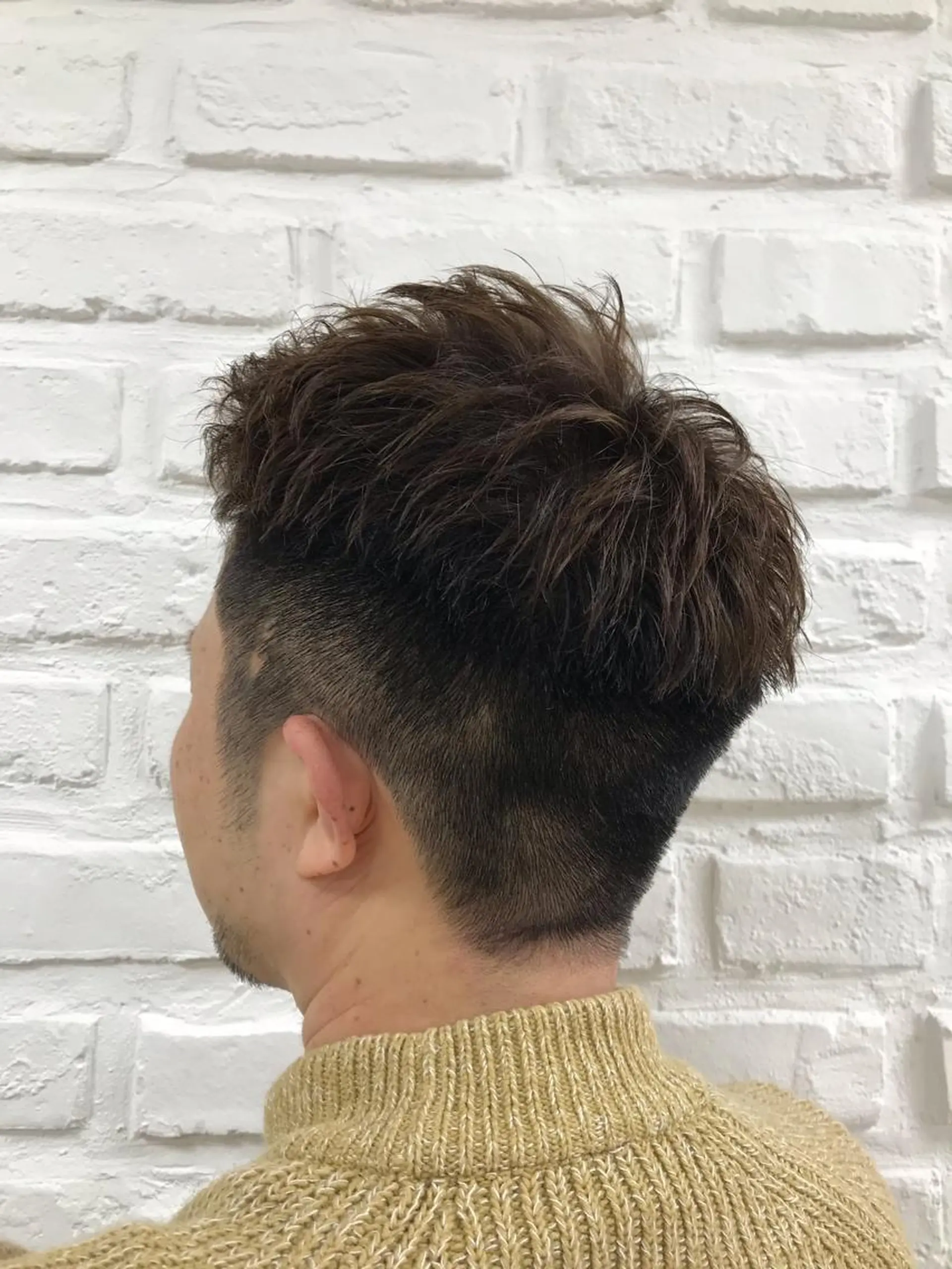 カラー メンズ メンズハイライト ハイライトカラー 【暖色カラー特化】 中山由梨のヘアスタイル