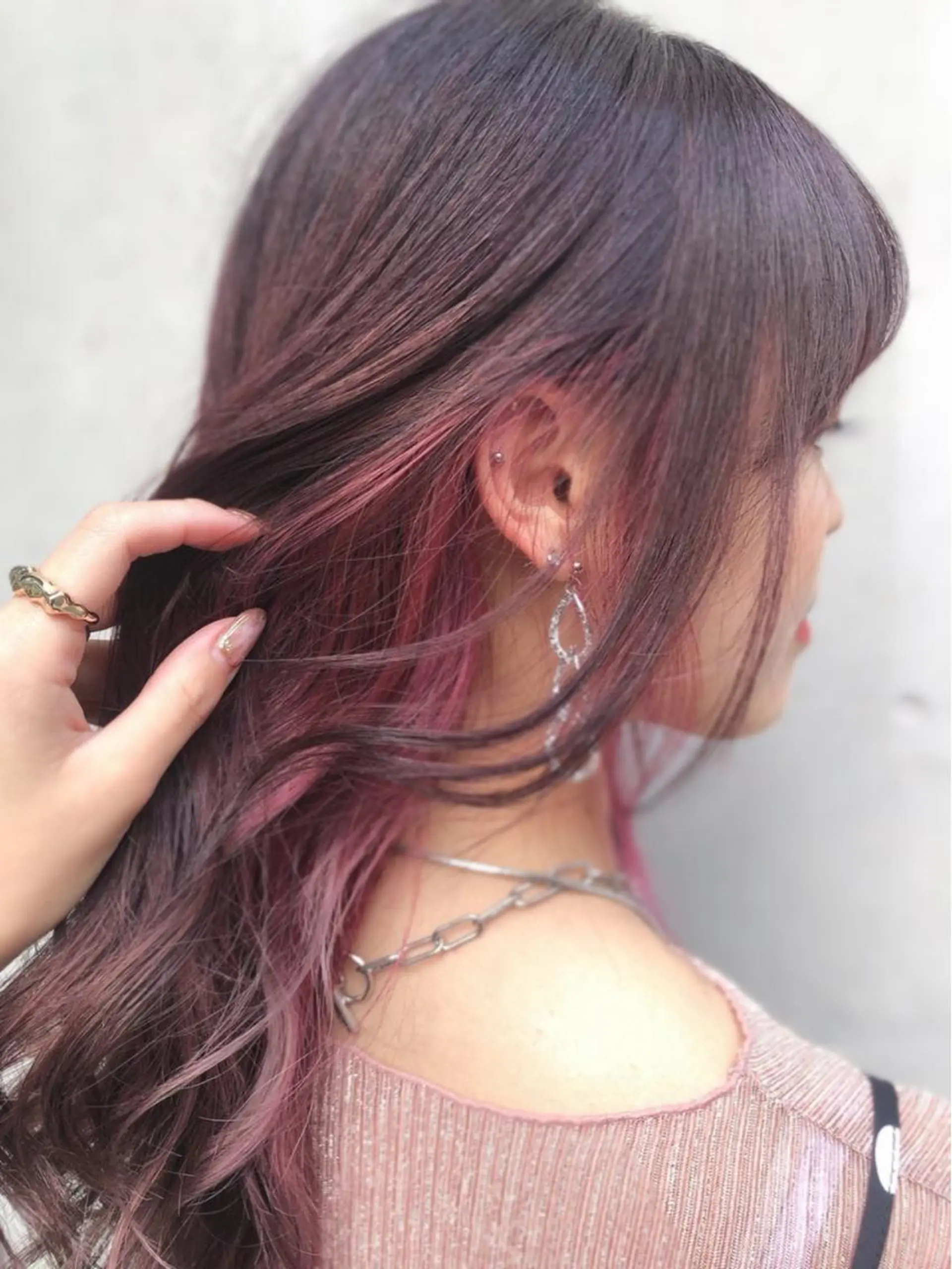 ロング カラー インナーカラー ピンクカラー Ash 銀座店所属・銀座/カラー 🎀momo🎀のヘアスタイル